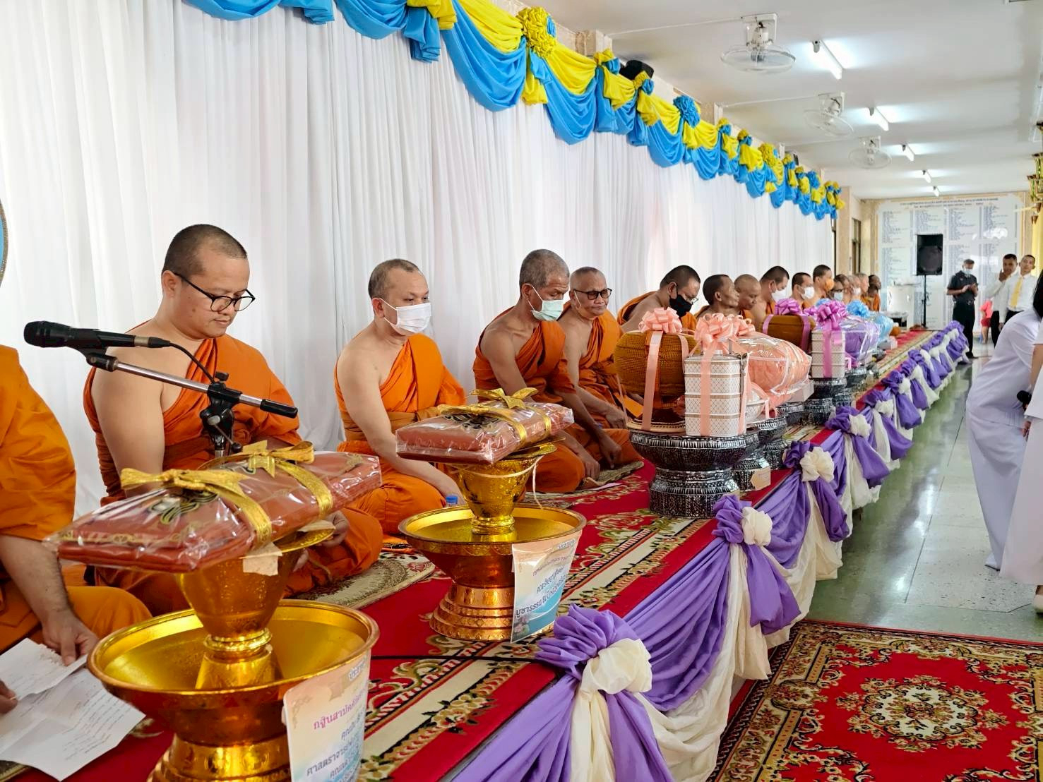 ภาพร่วมพิธีกรรมวัดราษฎร์บูรณะ