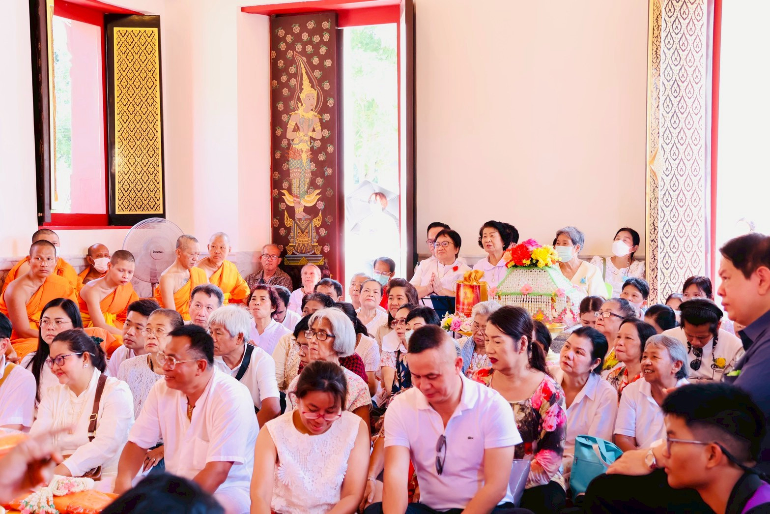 ภาพร่วมพิธีกรรมวัดบางปะกอก