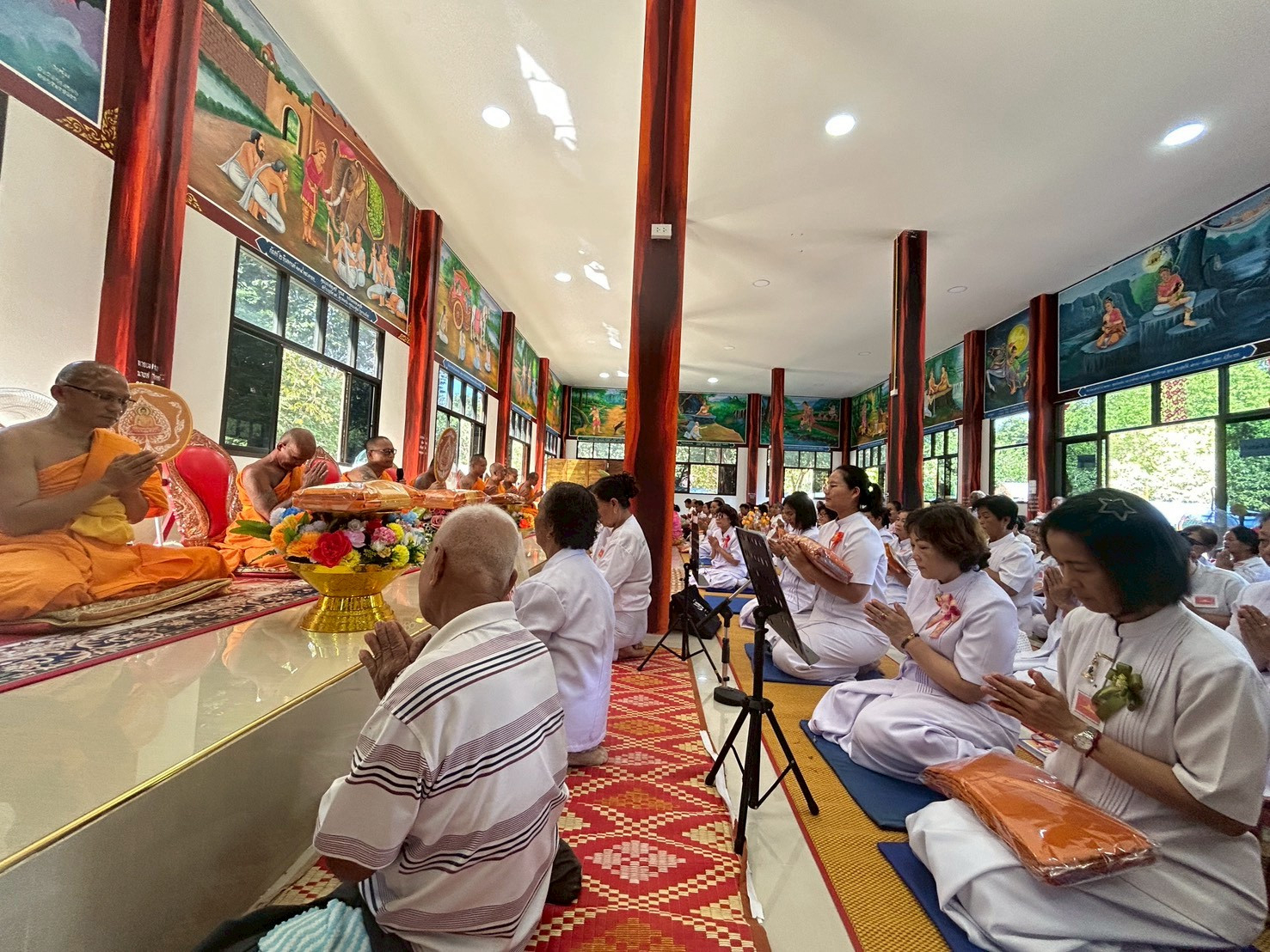 ภาพร่วมพิธีกรรมวัดศรีบุญเรือง