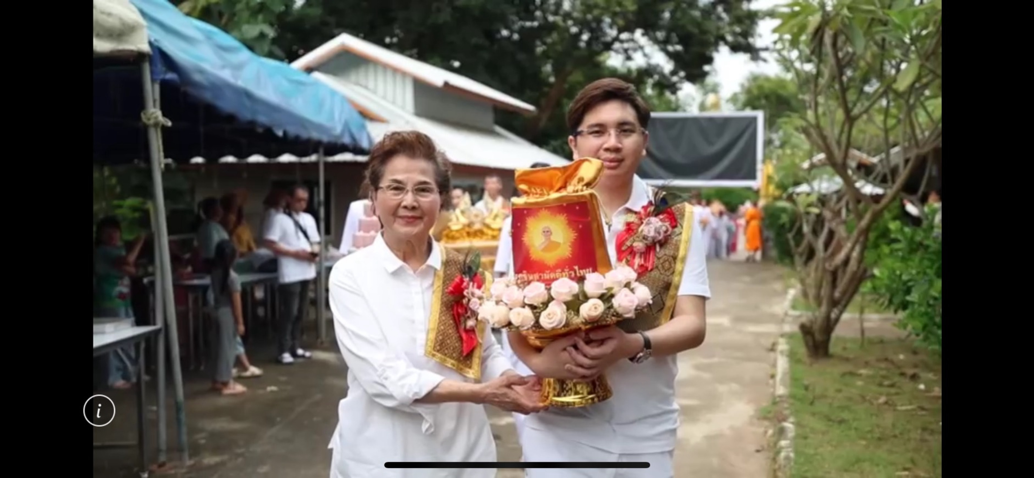 ภาพร่วมขบวนกฐินวัดปางหมู