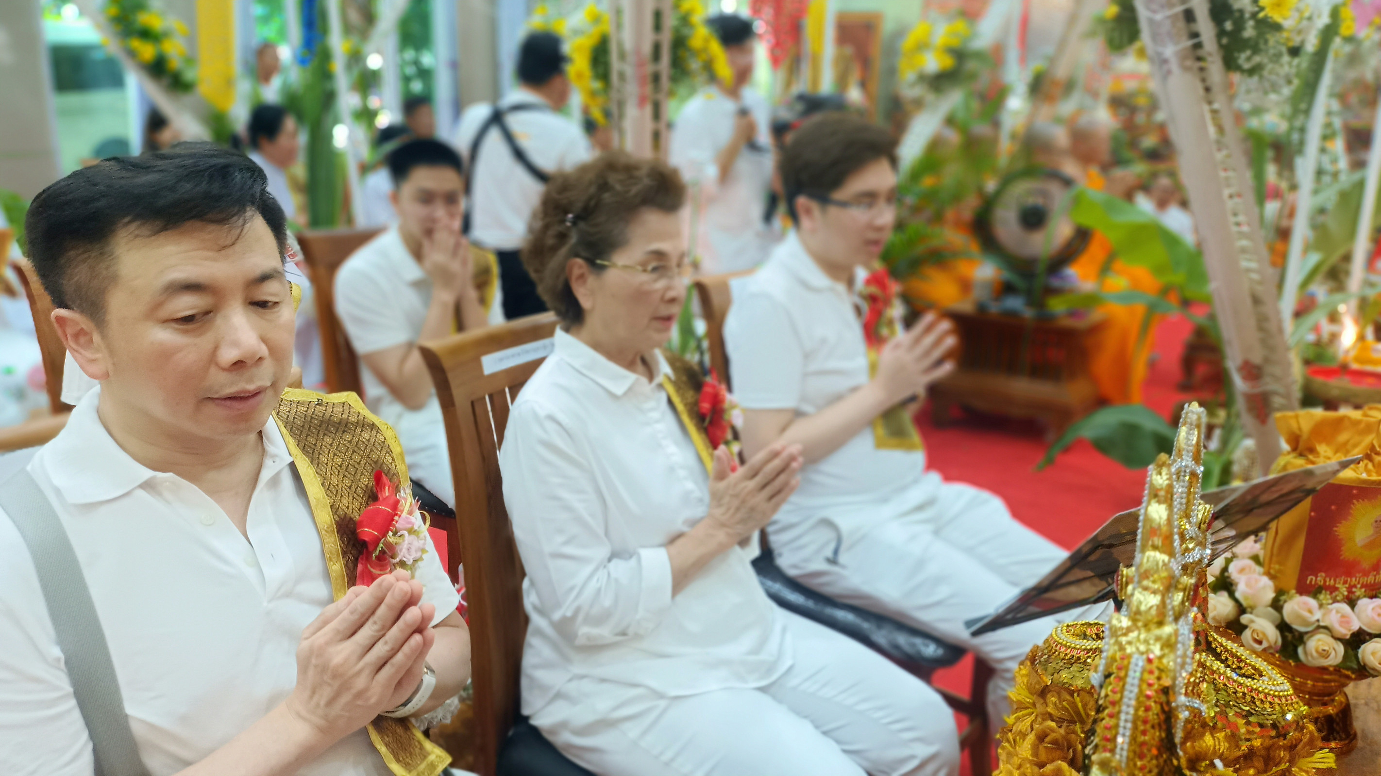 ภาพร่วมพิธีกรรมวัดปางหมู