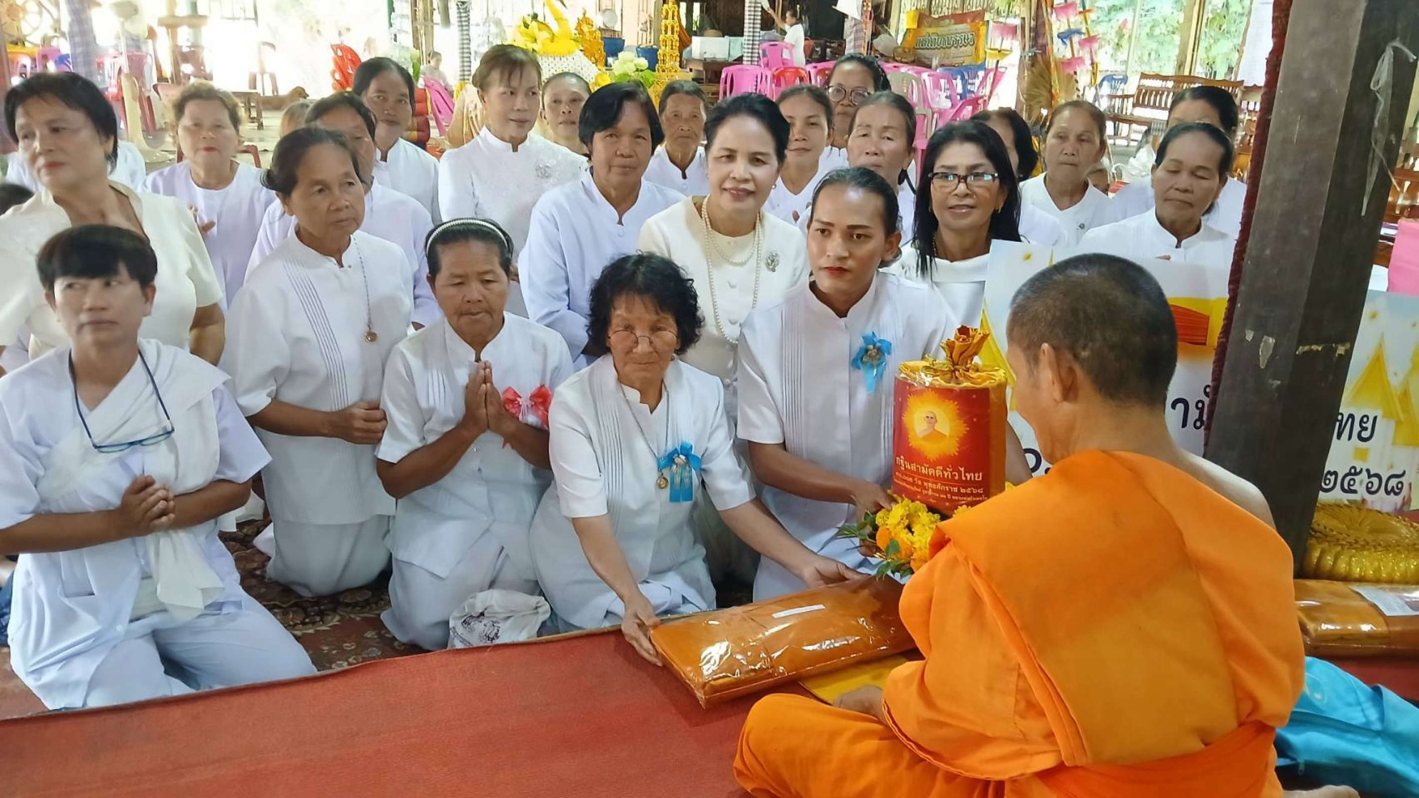 ภาพร่วมพิธีกรรมวัดโคกกรวด