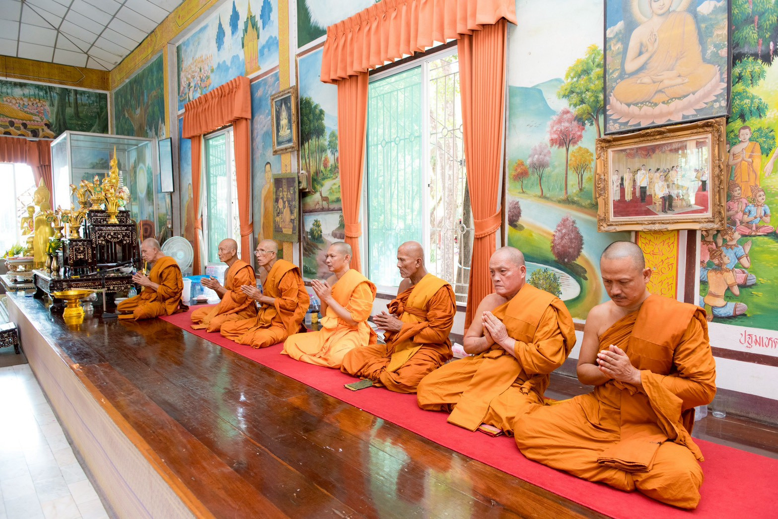 ภาพร่วมพิธีกรรมวัดหนองทรายขาว