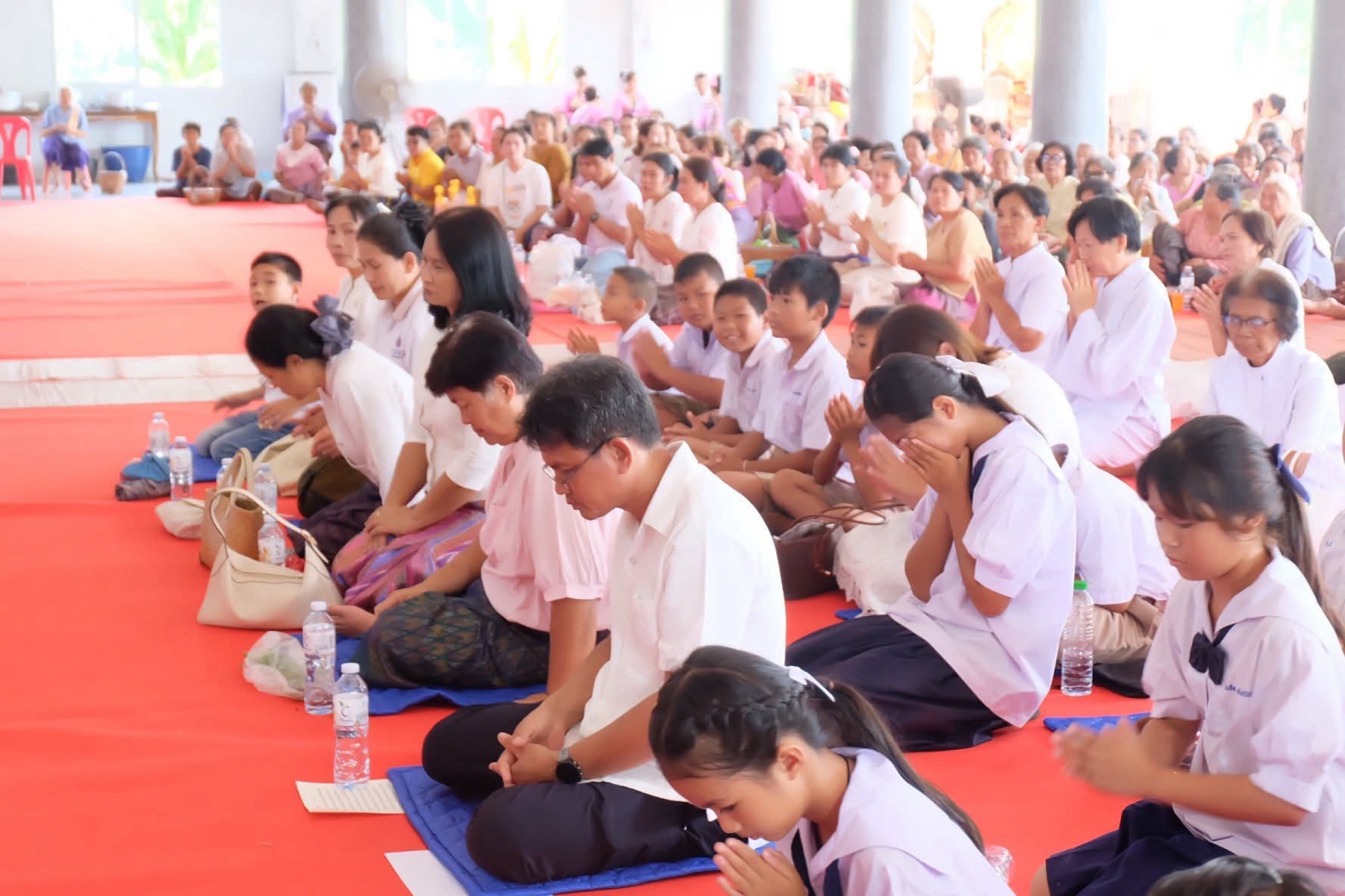 ภาพร่วมพิธีกรรมวัดบุญถนอมพัฒนาราม