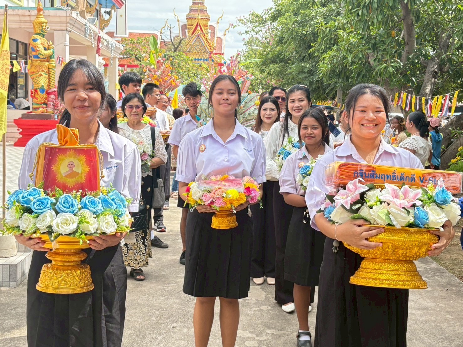 ภาพร่วมขบวนกฐินวัดโคก