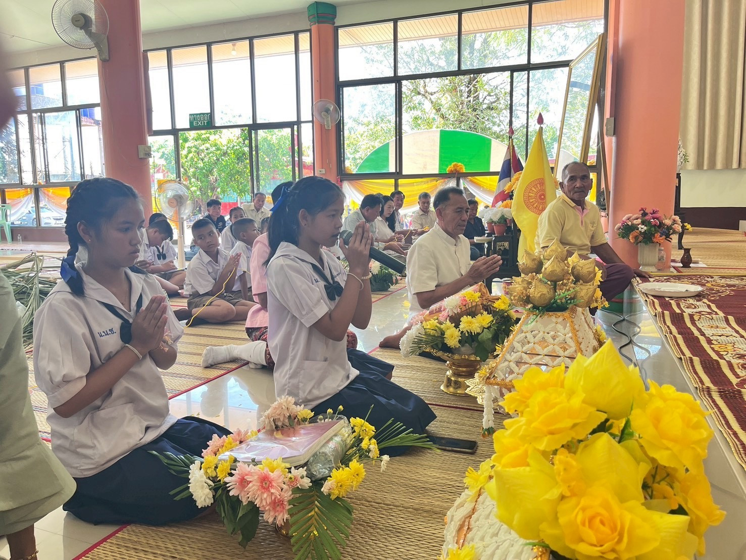 ภาพกล่าวคำถวายกฐินวัดศรีวรมงคล