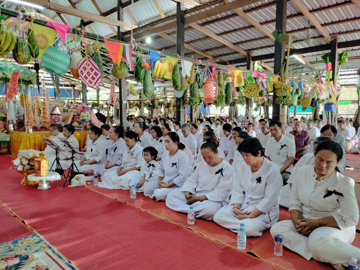 ภาพร่วมพิธีกรรมวัดสิงหารินทาราม