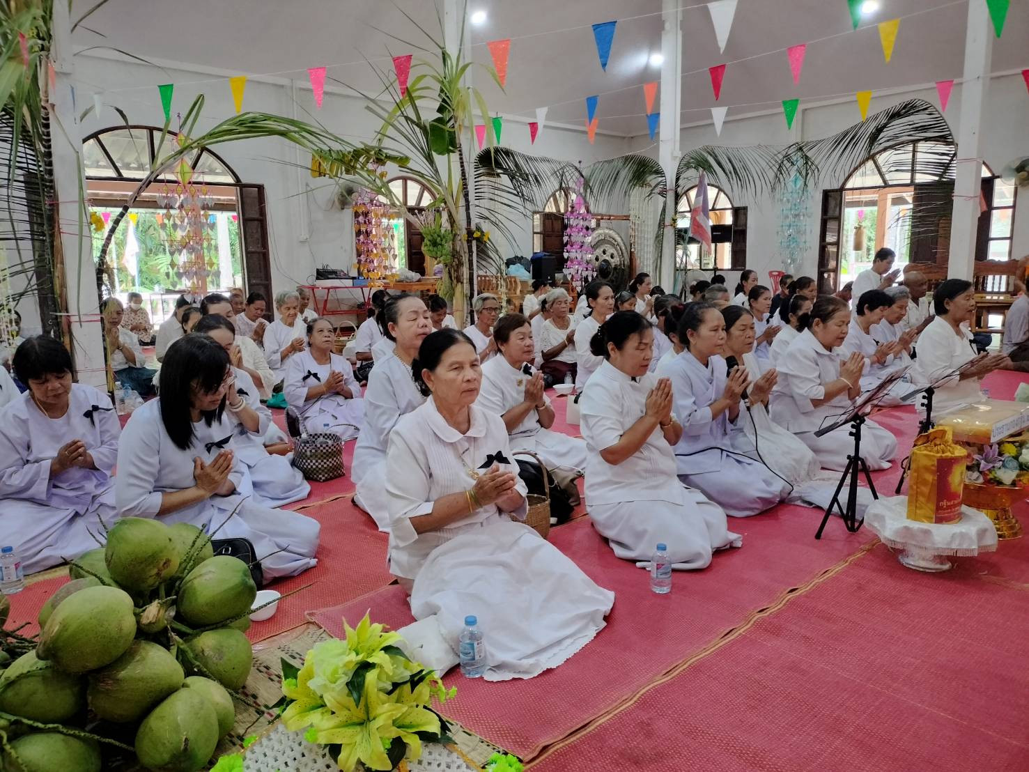 ภาพร่วมพิธีกรรมวัดป่าสามัคคี