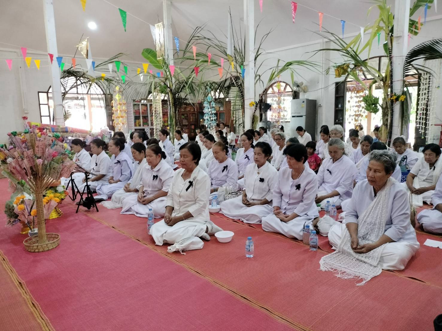 ภาพร่วมพิธีกรรมวัดป่าสามัคคี