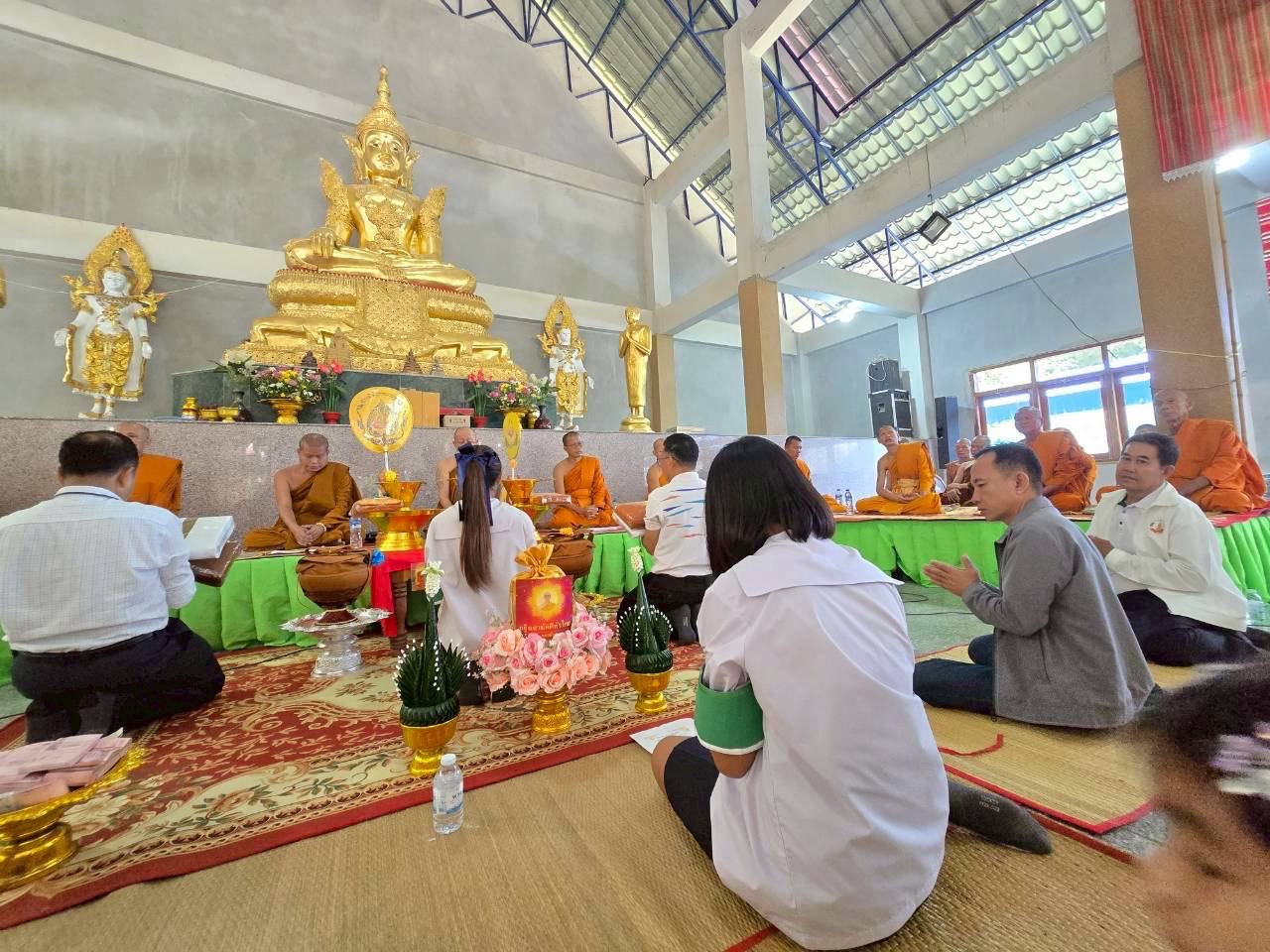 ภาพร่วมพิธีกรรมวัดสมศรี