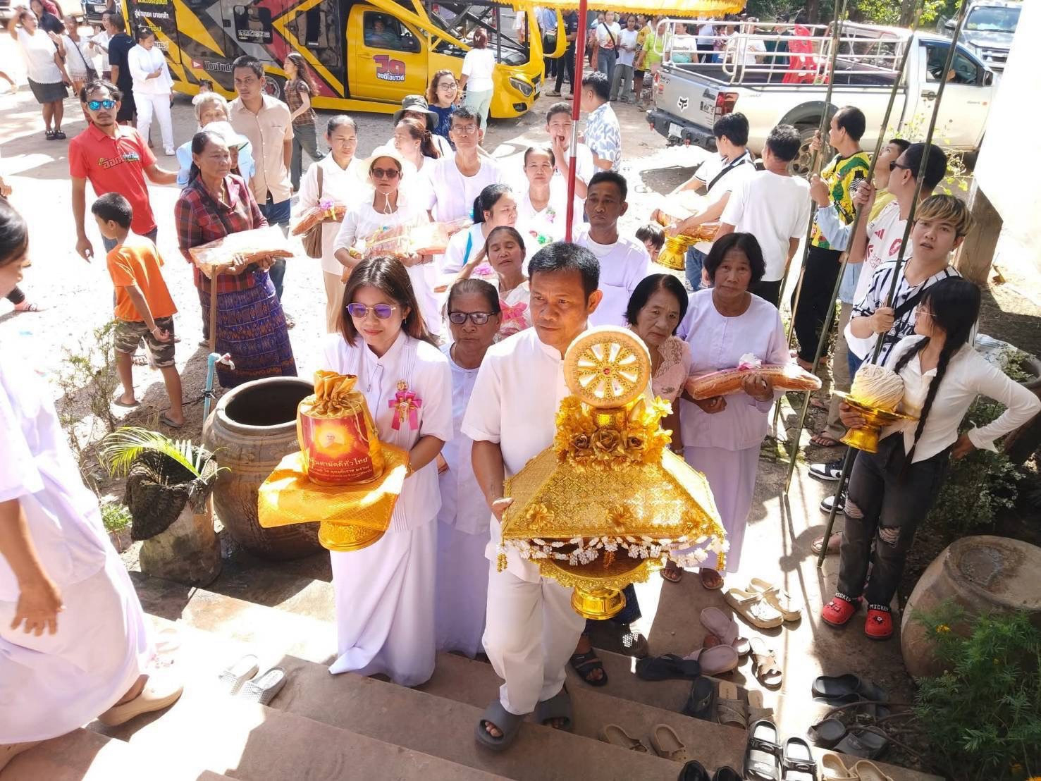 ภาพร่วมพิธีกรรมสำนักสงฆ์บ้านวังรี