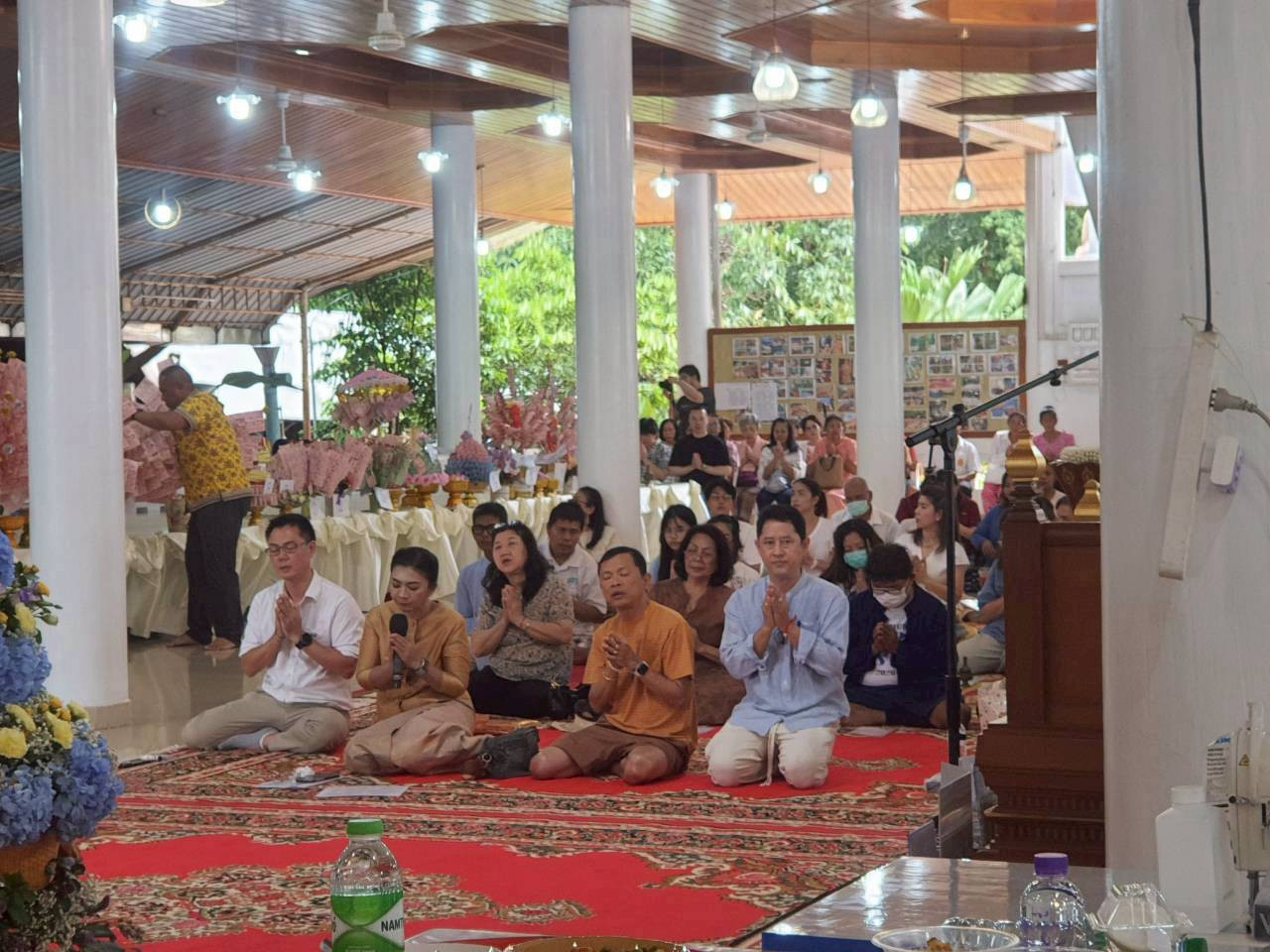 ภาพร่วมพิธีกรรมวัดหาดใหญ่สิตาราม