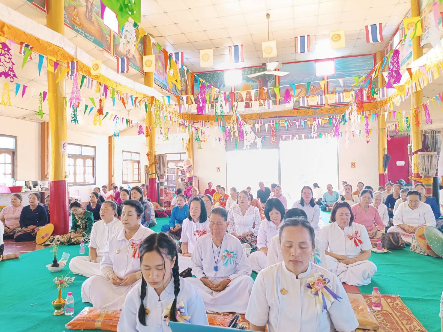 ภาพร่วมพิธีกรรมวัดไม้ลัน