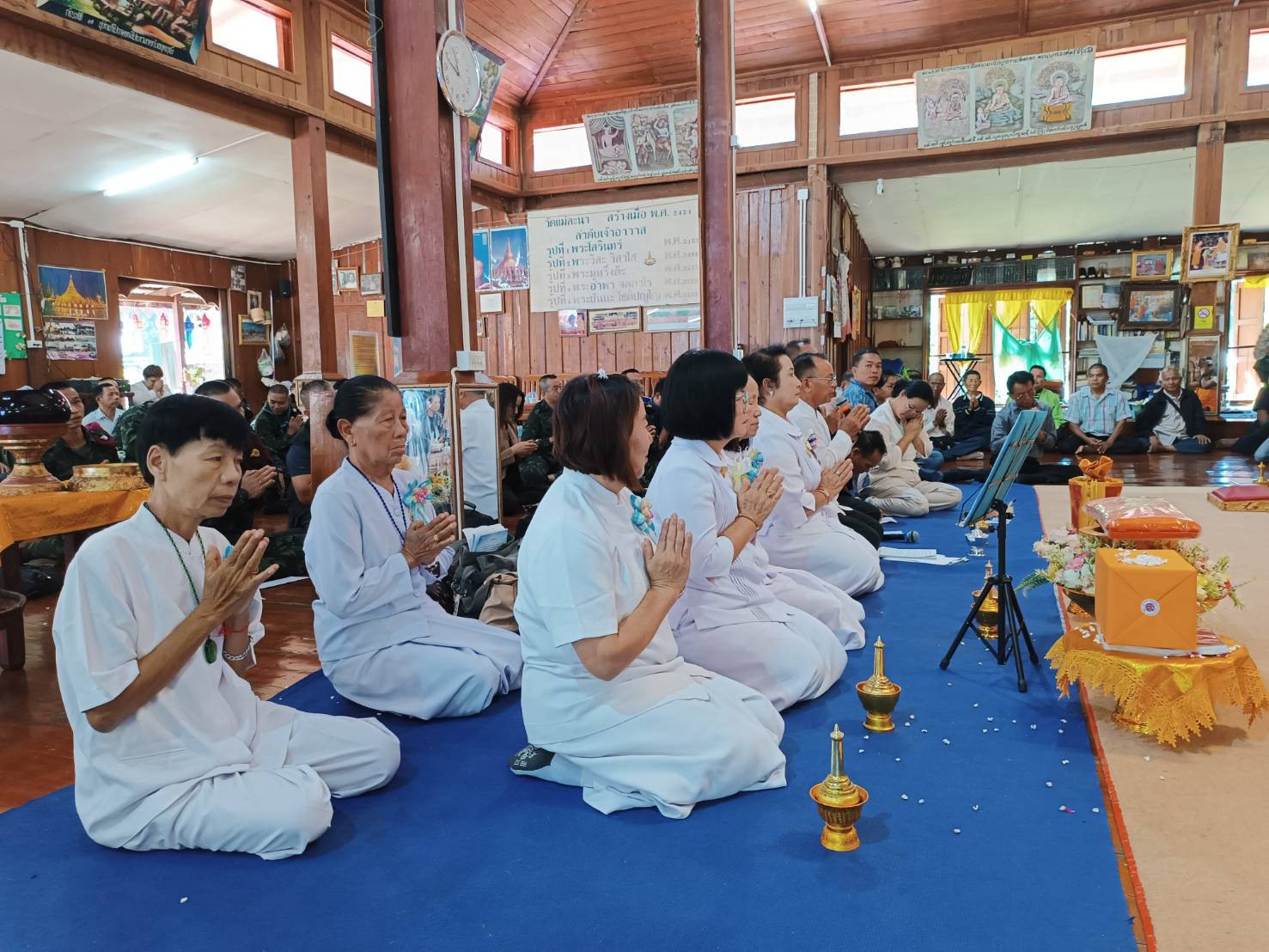 ภาพร่วมพิธีกรรมวัดแม่ละนา