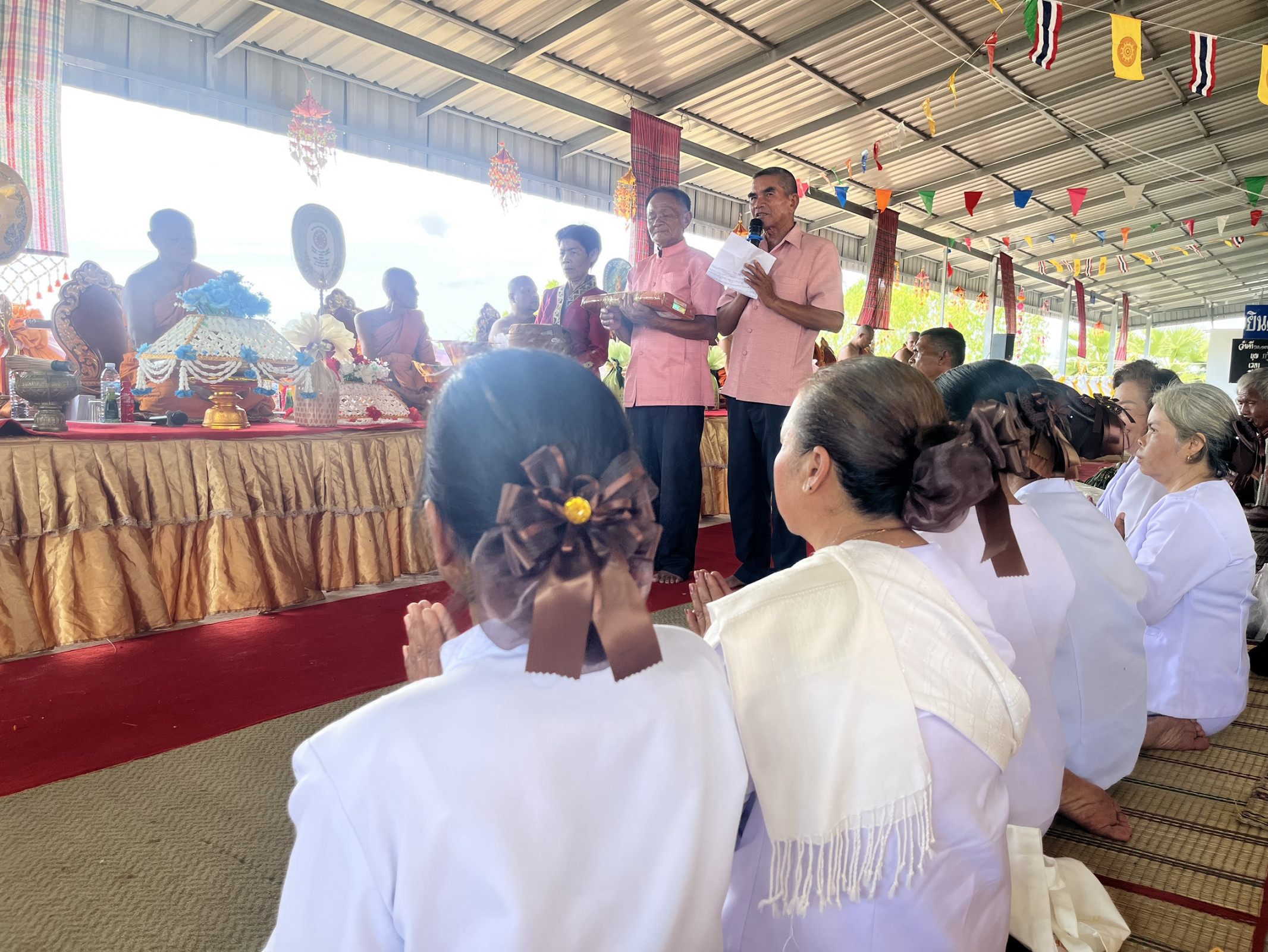 ภาพร่วมพิธีกรรมวัดบ้านปลาคูณ