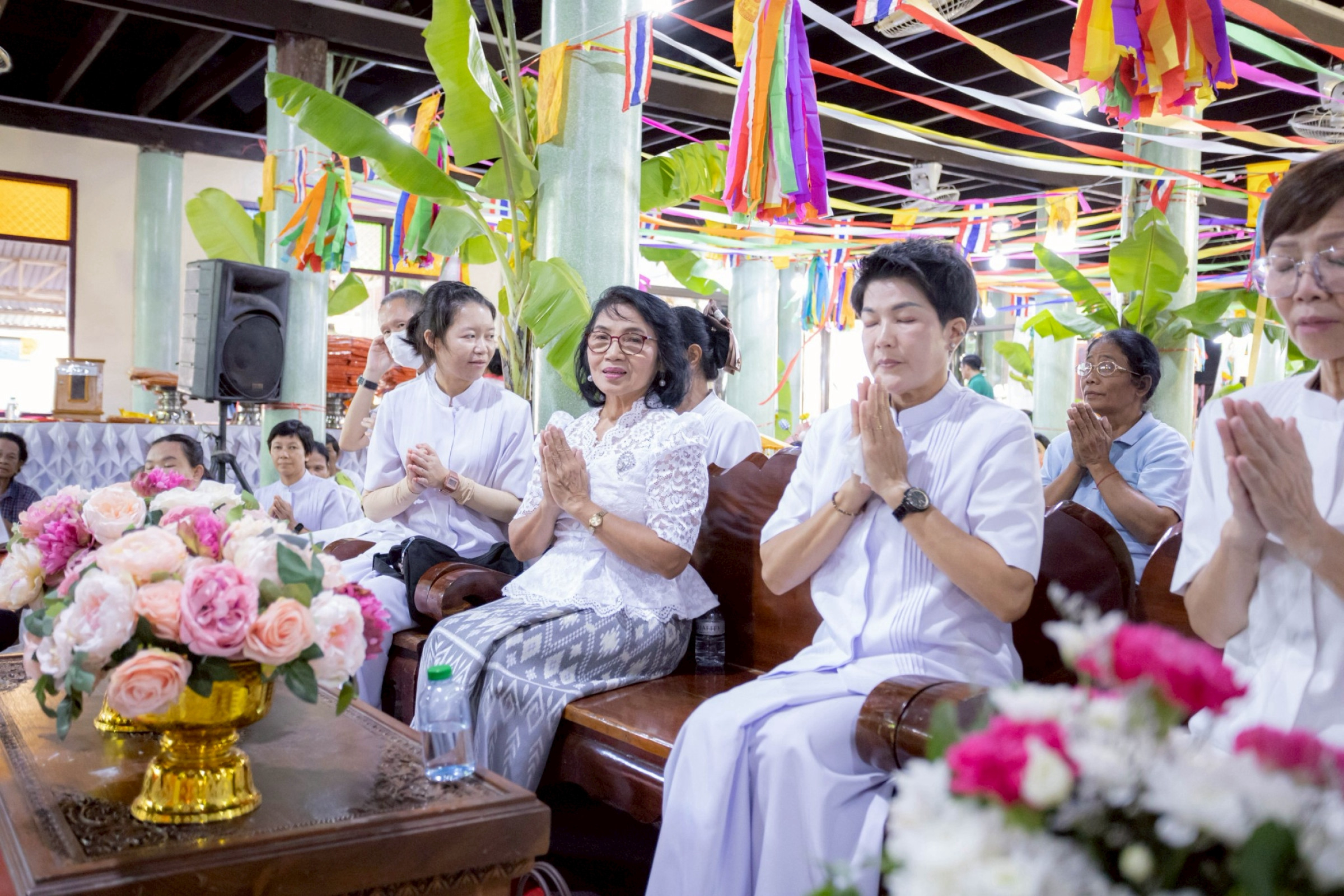 ภาพร่วมพิธีกรรมวัดนาคราช