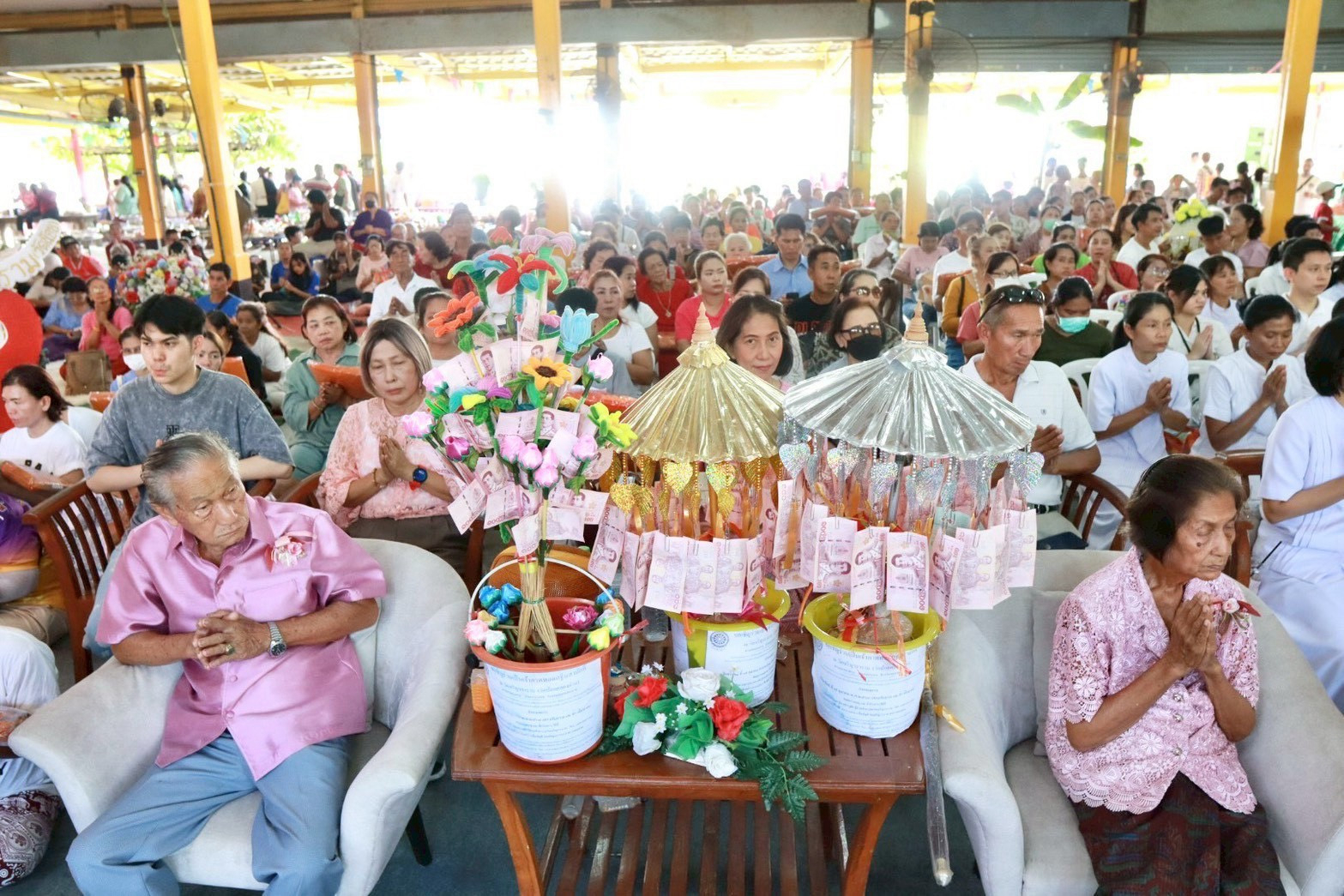 ภาพร่วมพิธีกรรมวัดเจริญวราราม