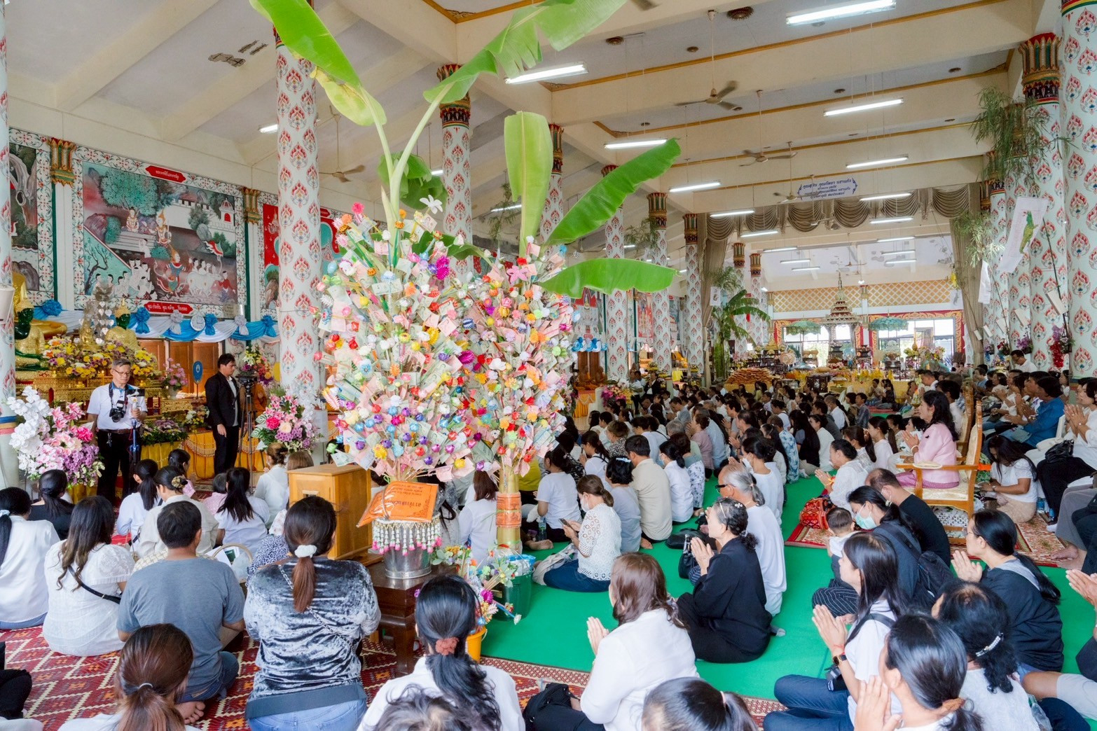 ภาพร่วมพิธีกรรมวัดปานประสิทธาราม