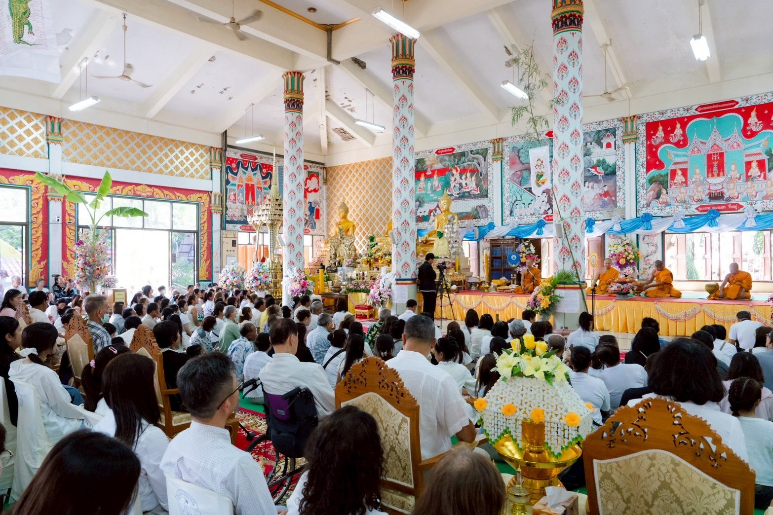ภาพร่วมพิธีกรรมวัดปานประสิทธาราม