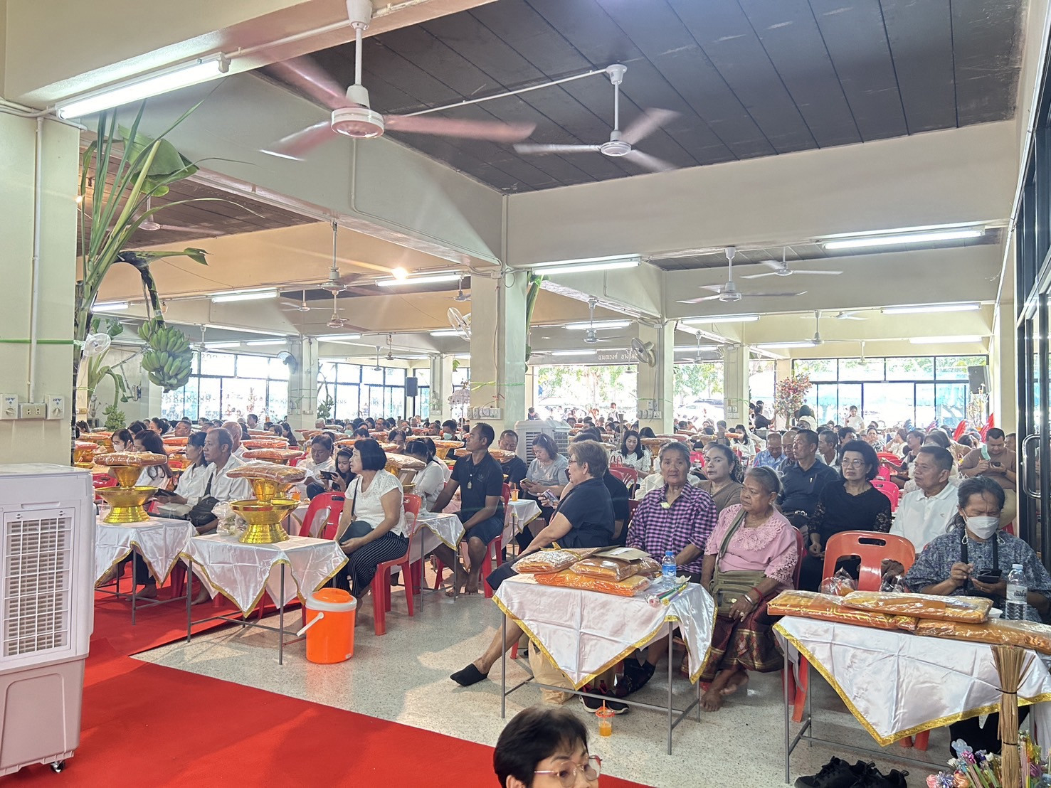 ภาพร่วมพิธีกรรมวัดท่าพะเนียดกุญชร