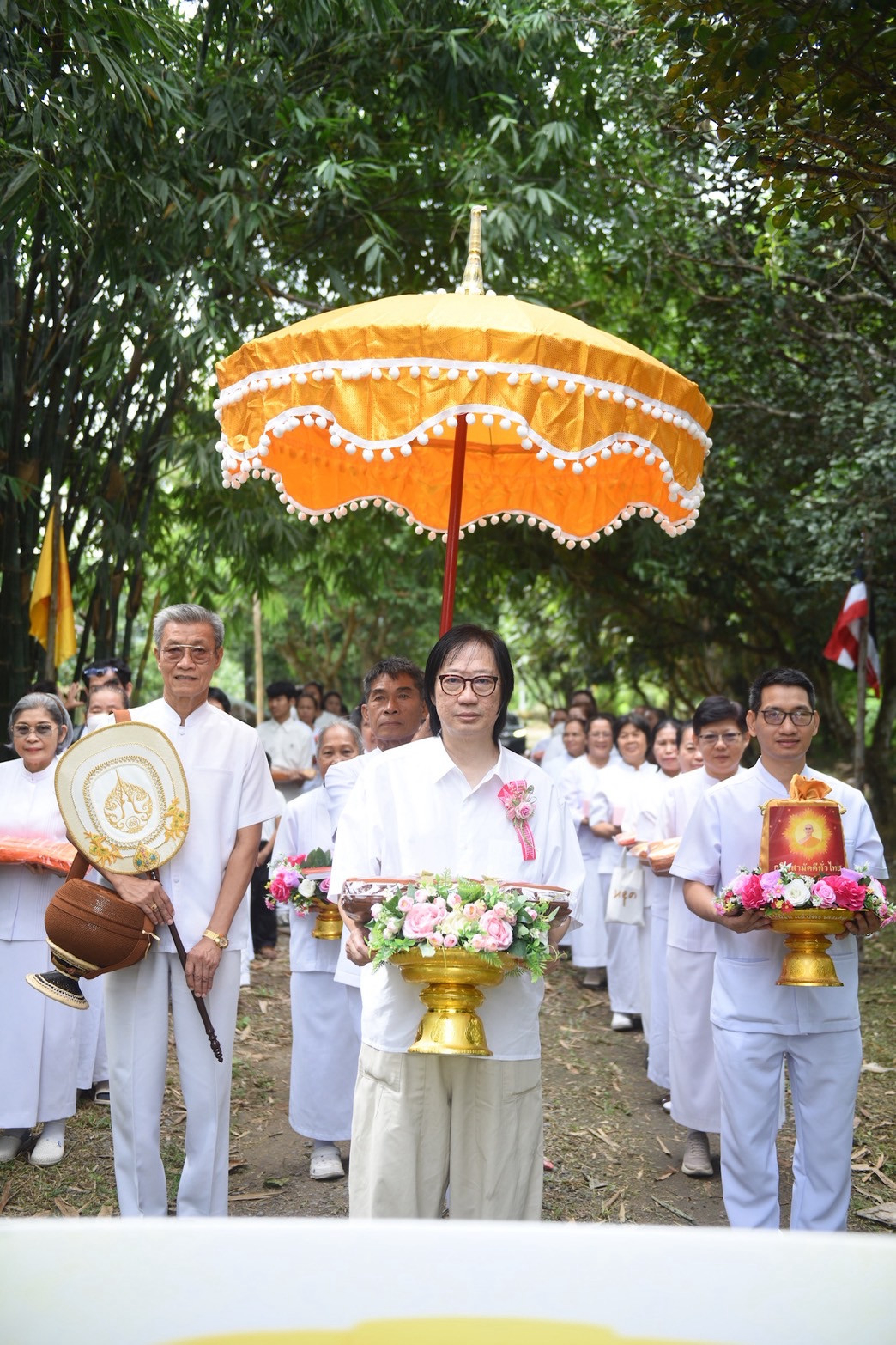 ภาพร่วมขบวนกฐินสำนักปฏิบัติธรรมสรรพมงคล
