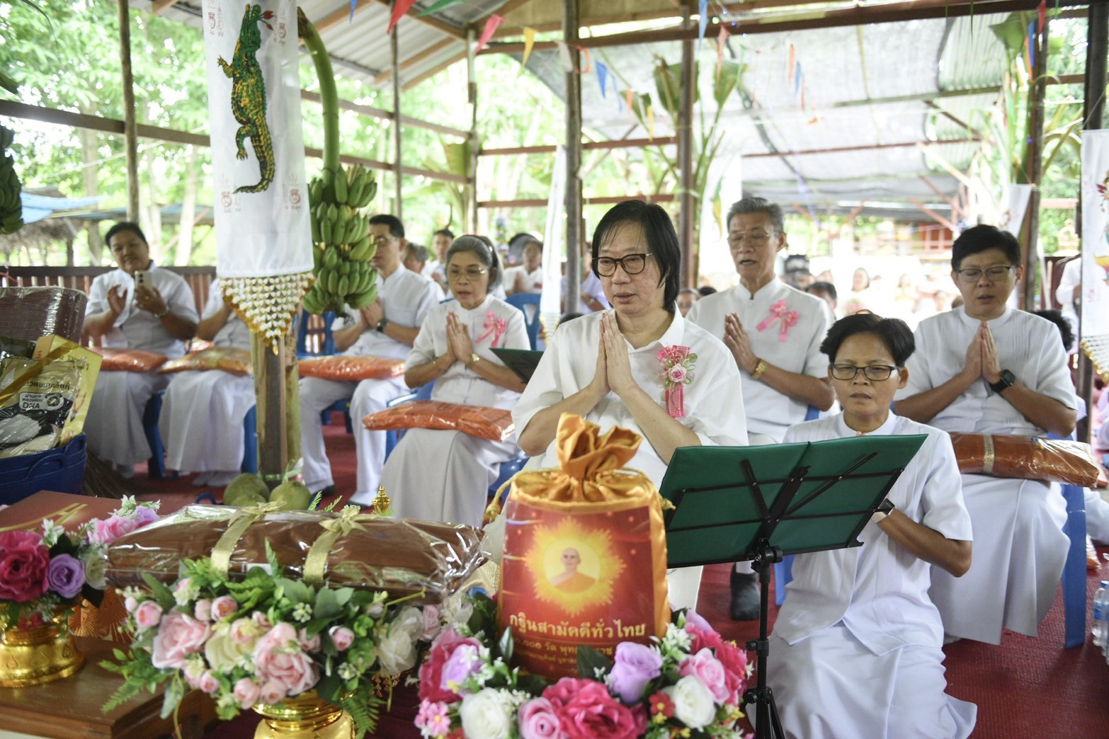 ภาพร่วมพิธีกรรมสำนักปฏิบัติธรรมสรรพมงคล