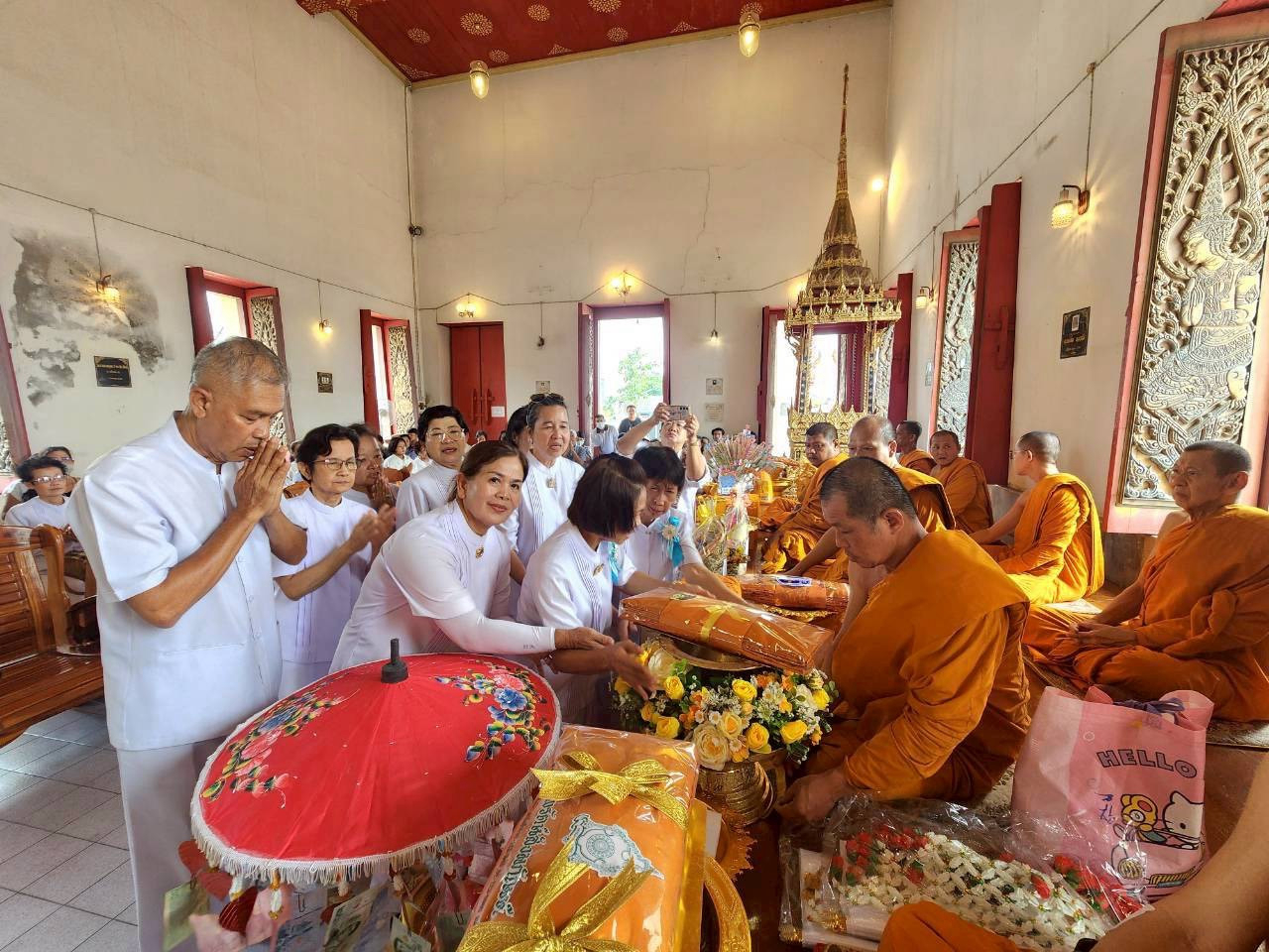 ภาพร่วมพิธีกรรมวัดใหญ่