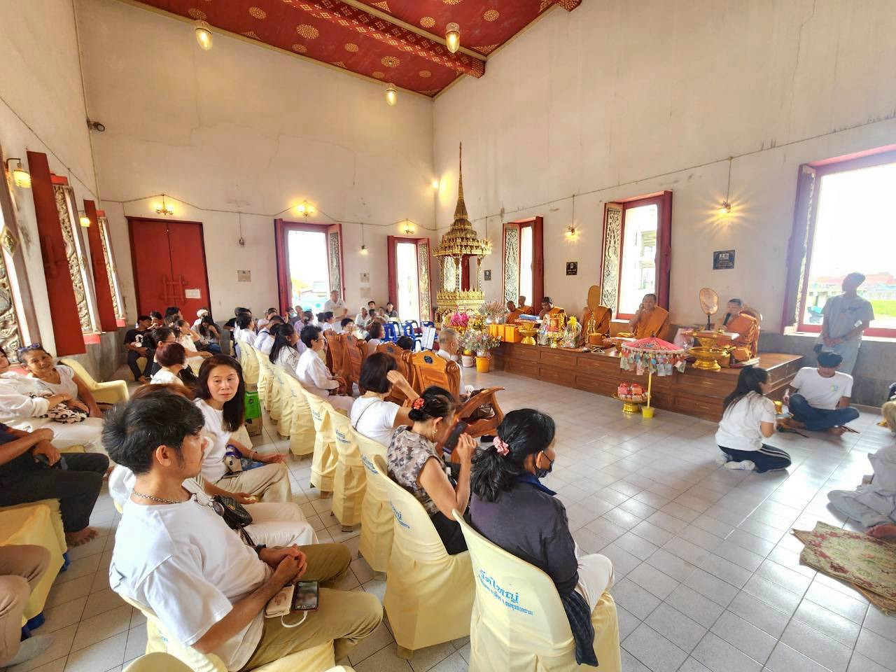 ภาพร่วมพิธีกรรมวัดใหญ่