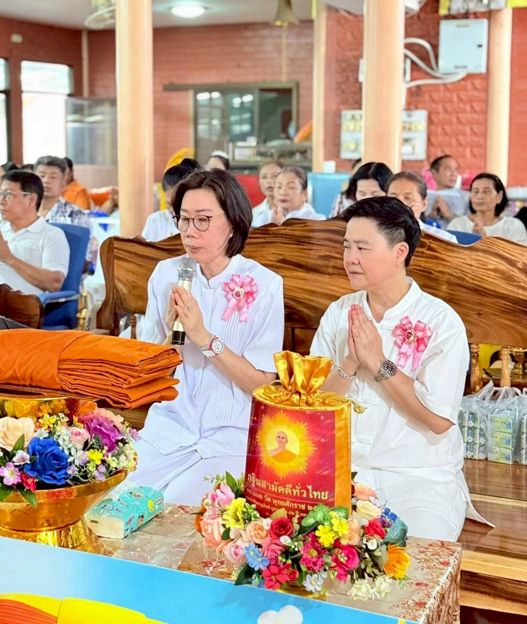 ภาพร่วมพิธีกรรมวัดท่าอิฐ