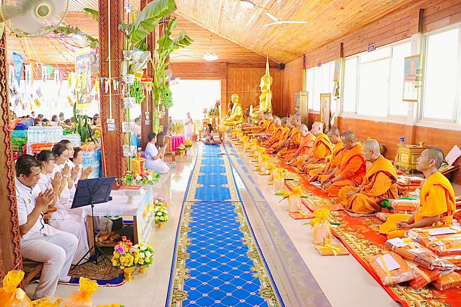 ภาพร่วมพิธีกรรมวัดนงราชธาราม