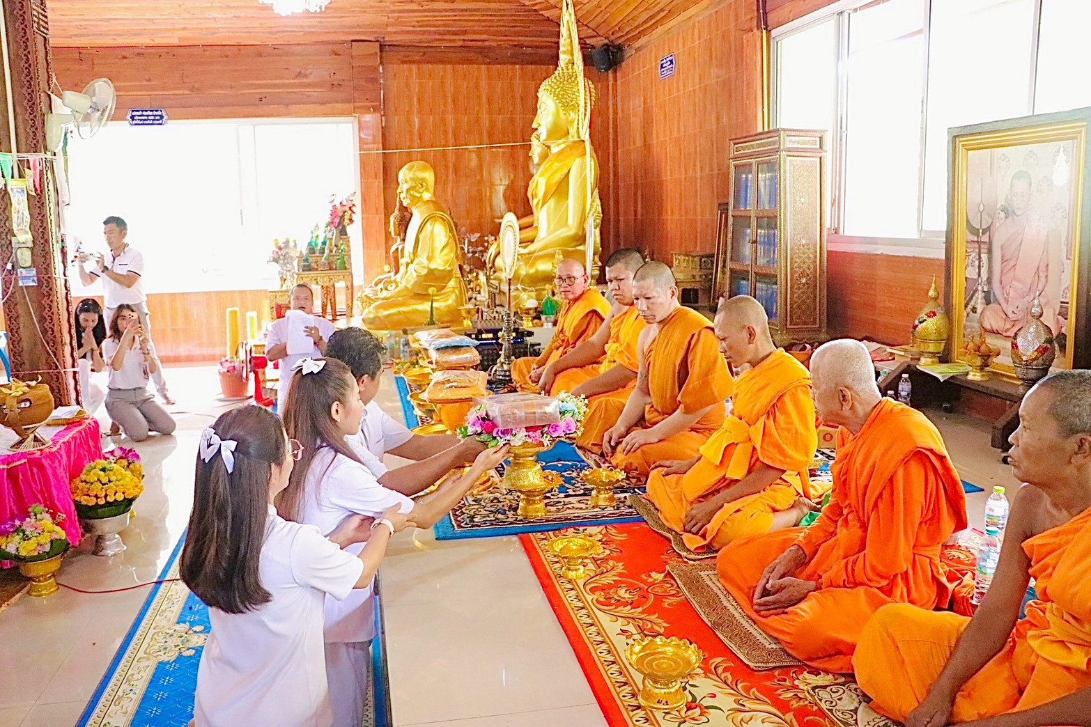 ภาพร่วมพิธีกรรมวัดนงราชธาราม