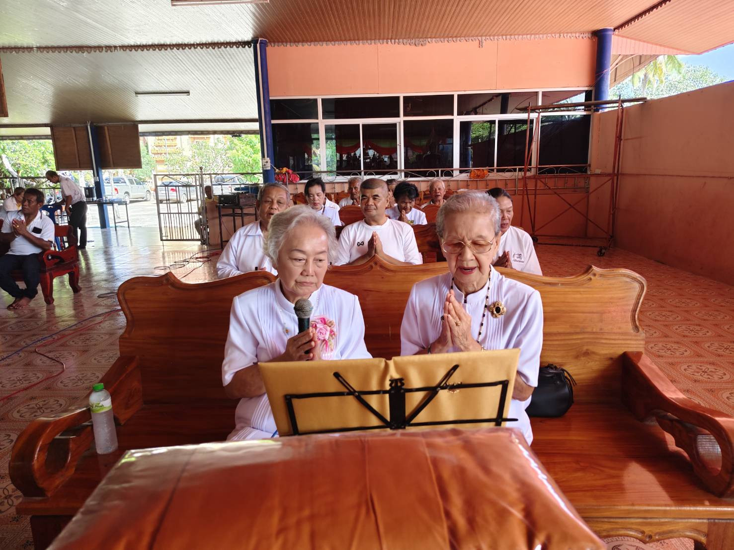 ภาพกล่าวคำถวายกฐินวัดศาลาหนองขอน