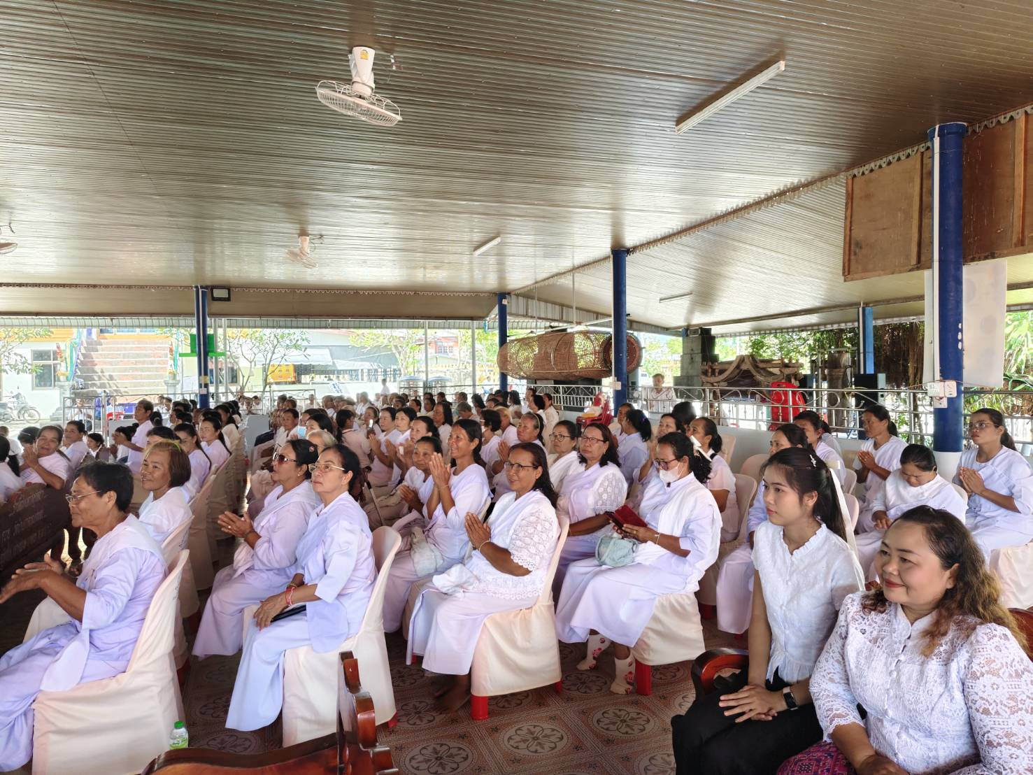 ภาพร่วมพิธีกรรมวัดศาลาหนองขอน