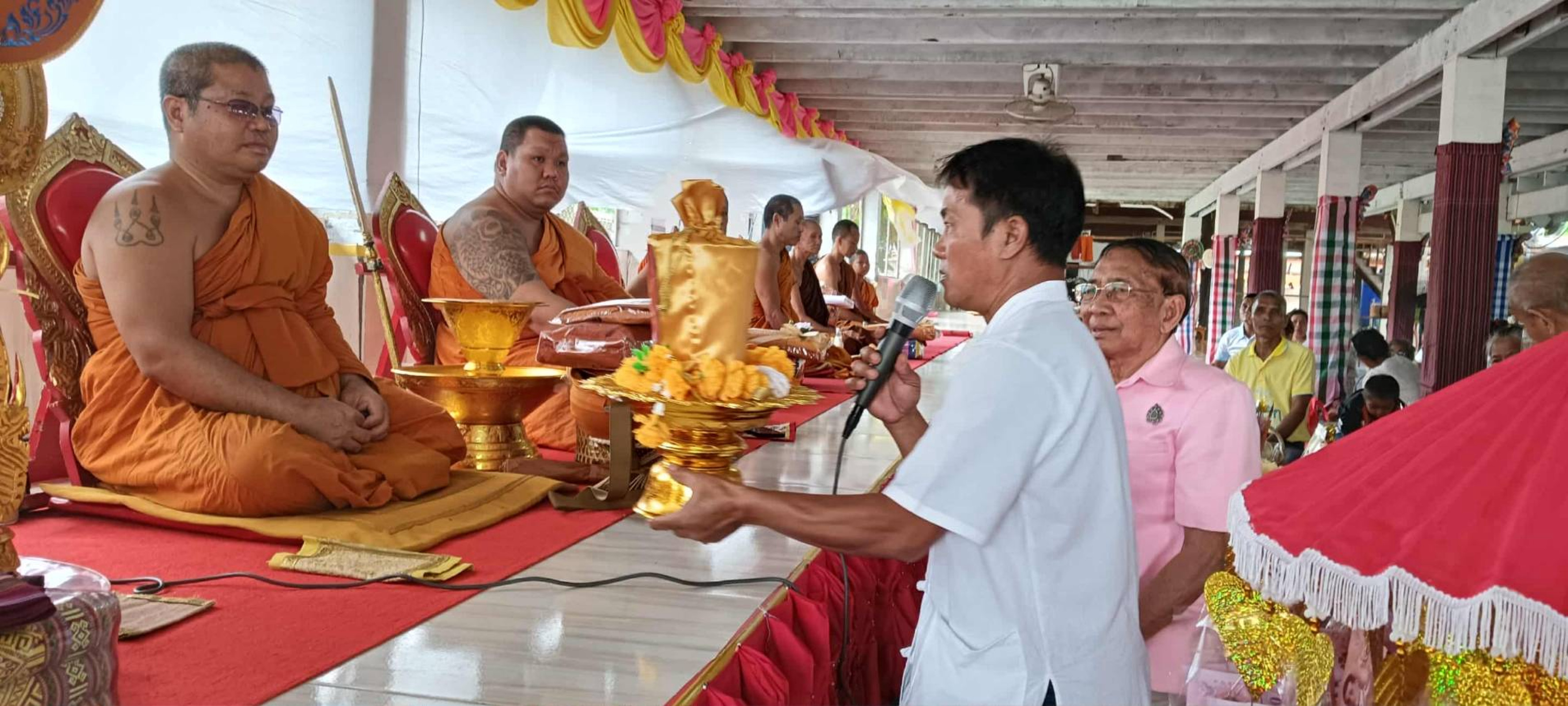 ภาพกล่าวคำถวายกฐินวัดบ้านโพนเมือง