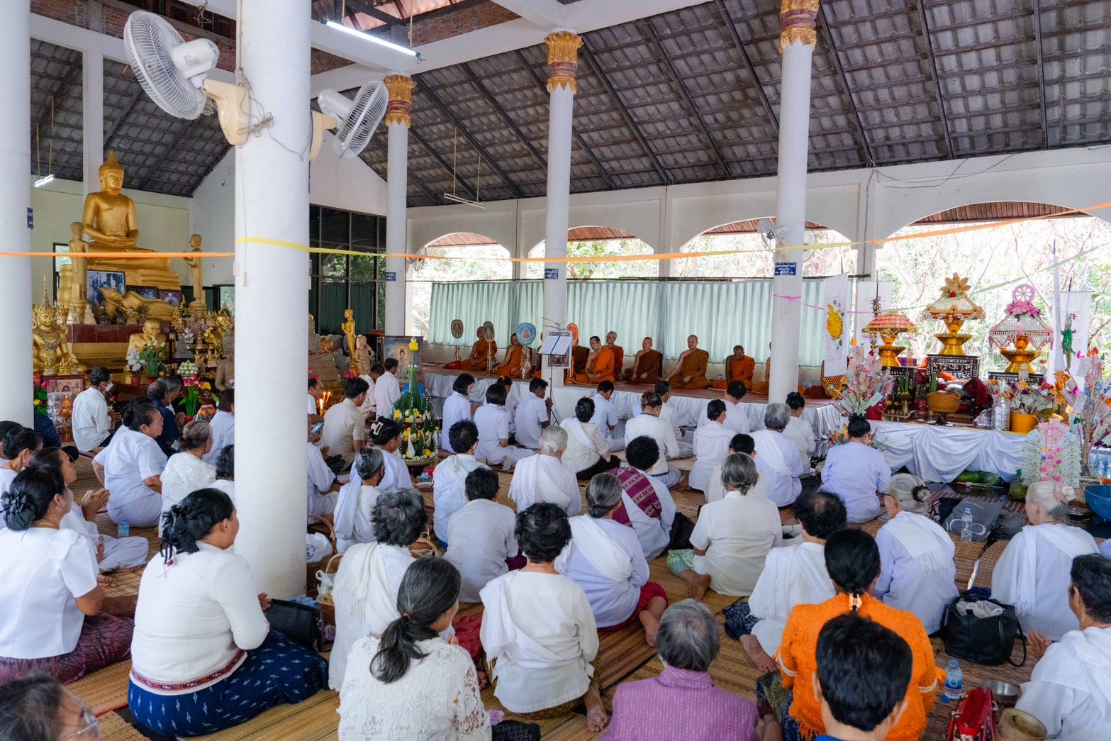 ภาพร่วมพิธีกรรมวัดป่าบ้านนากะเดา