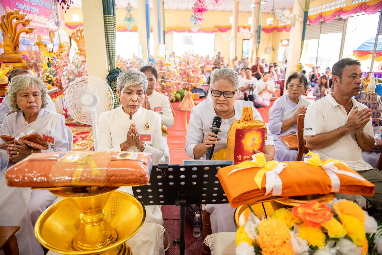ภาพกล่าวคำถวายกฐินวัดศรีบัวบาน