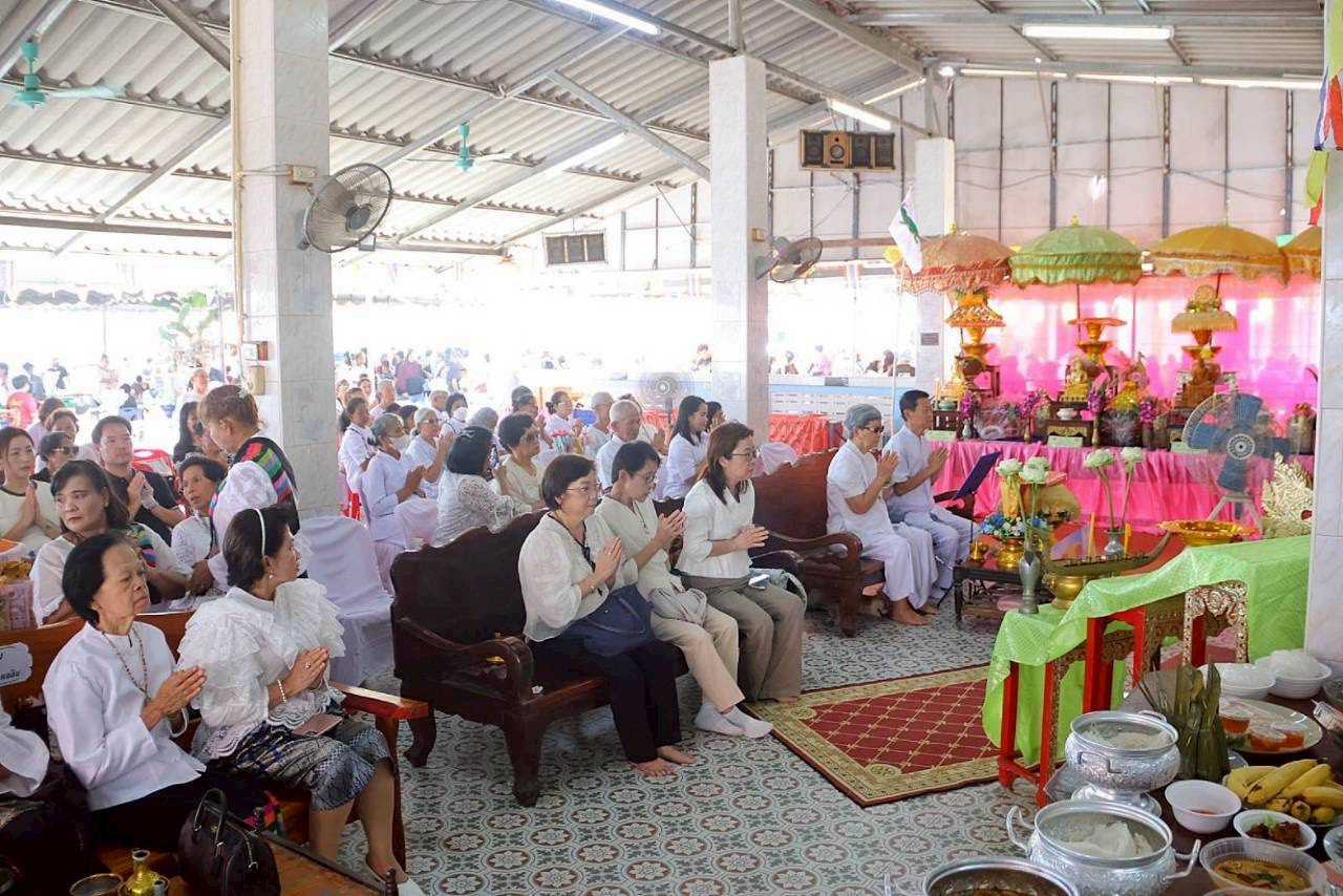 ภาพร่วมพิธีกรรมวัดป่ากิตติภาวนา