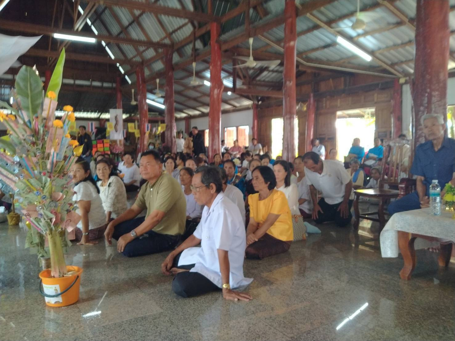 ภาพร่วมพิธีกรรมวัดมงคลนิมิตร