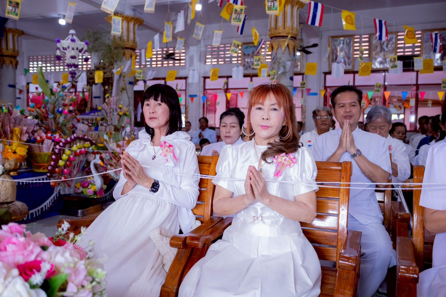 ภาพร่วมพิธีกรรมวัดกาหลง