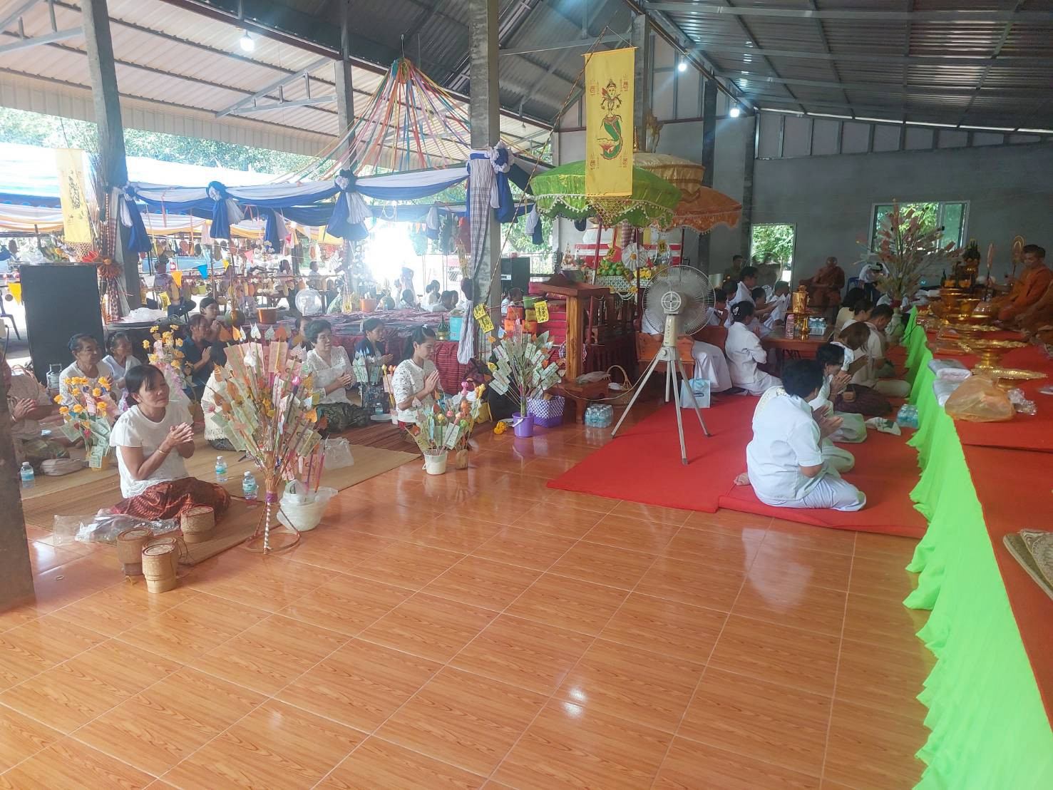 ภาพร่วมพิธีกรรมวัดสิงหาร
