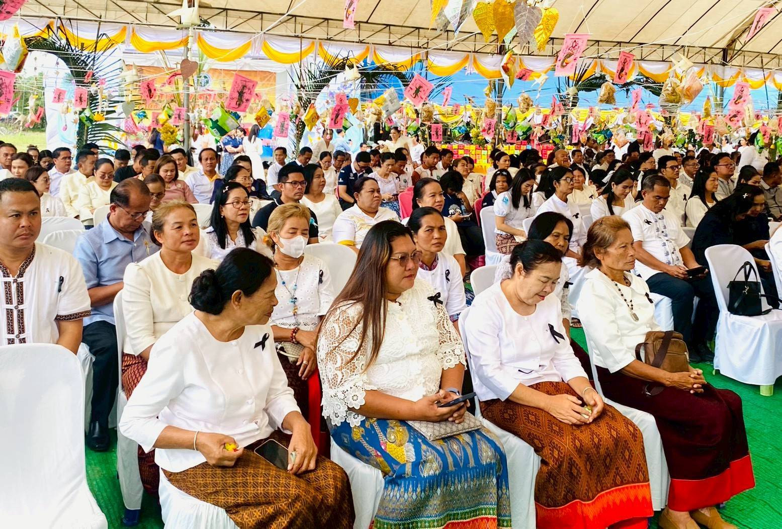 ภาพร่วมพิธีกรรมวัดแสงทองศรัทธาธรรม