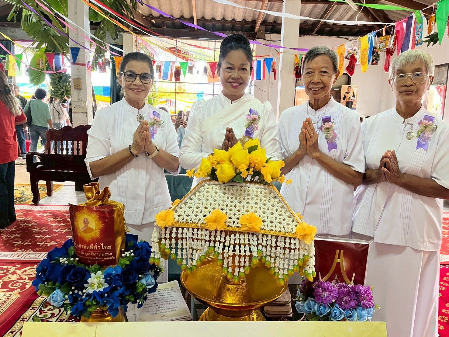 ภาพร่วมพิธีกรรมวัดคลองทุเรียน