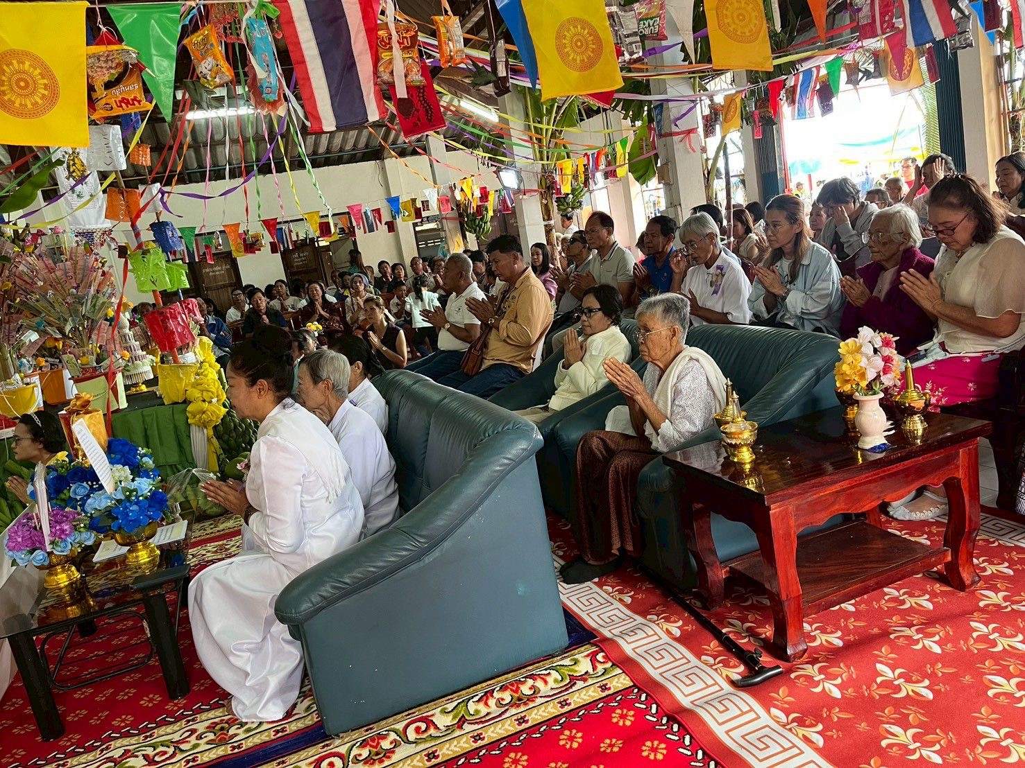 ภาพร่วมพิธีกรรมวัดคลองทุเรียน