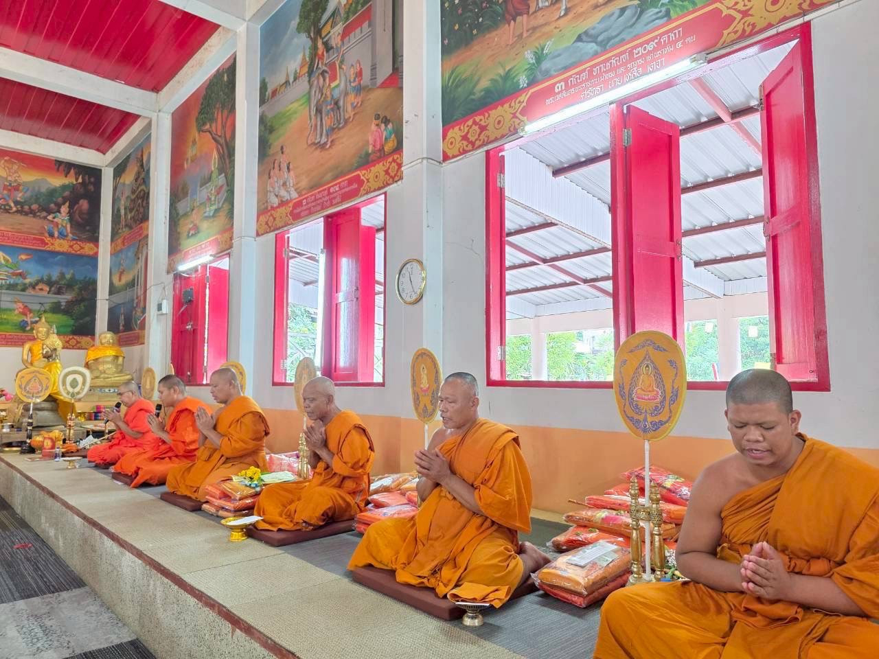 ภาพร่วมพิธีกรรมวัดสันป่าลาน