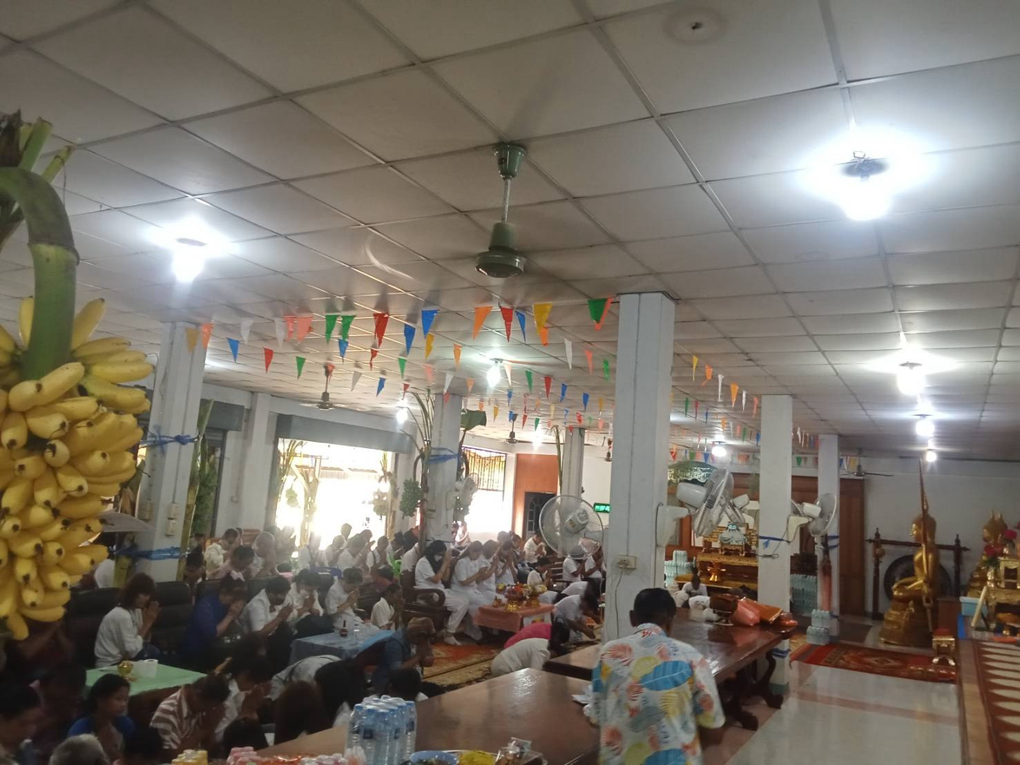 ภาพร่วมพิธีกรรมวัดทุ่งโป่งบูชาธรรม