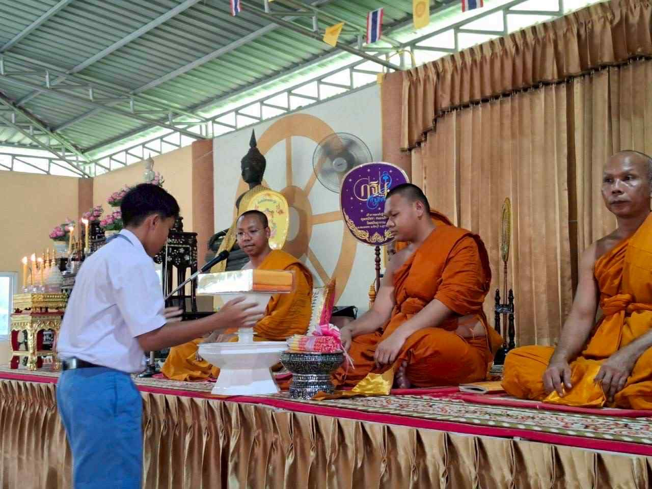 ภาพร่วมพิธีกรรมวัดสมัยสุวรรณ