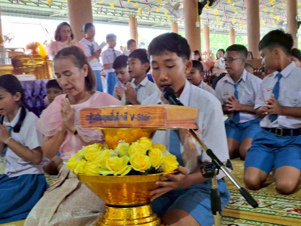 ภาพร่วมพิธีกรรมวัดสมัยสุวรรณ