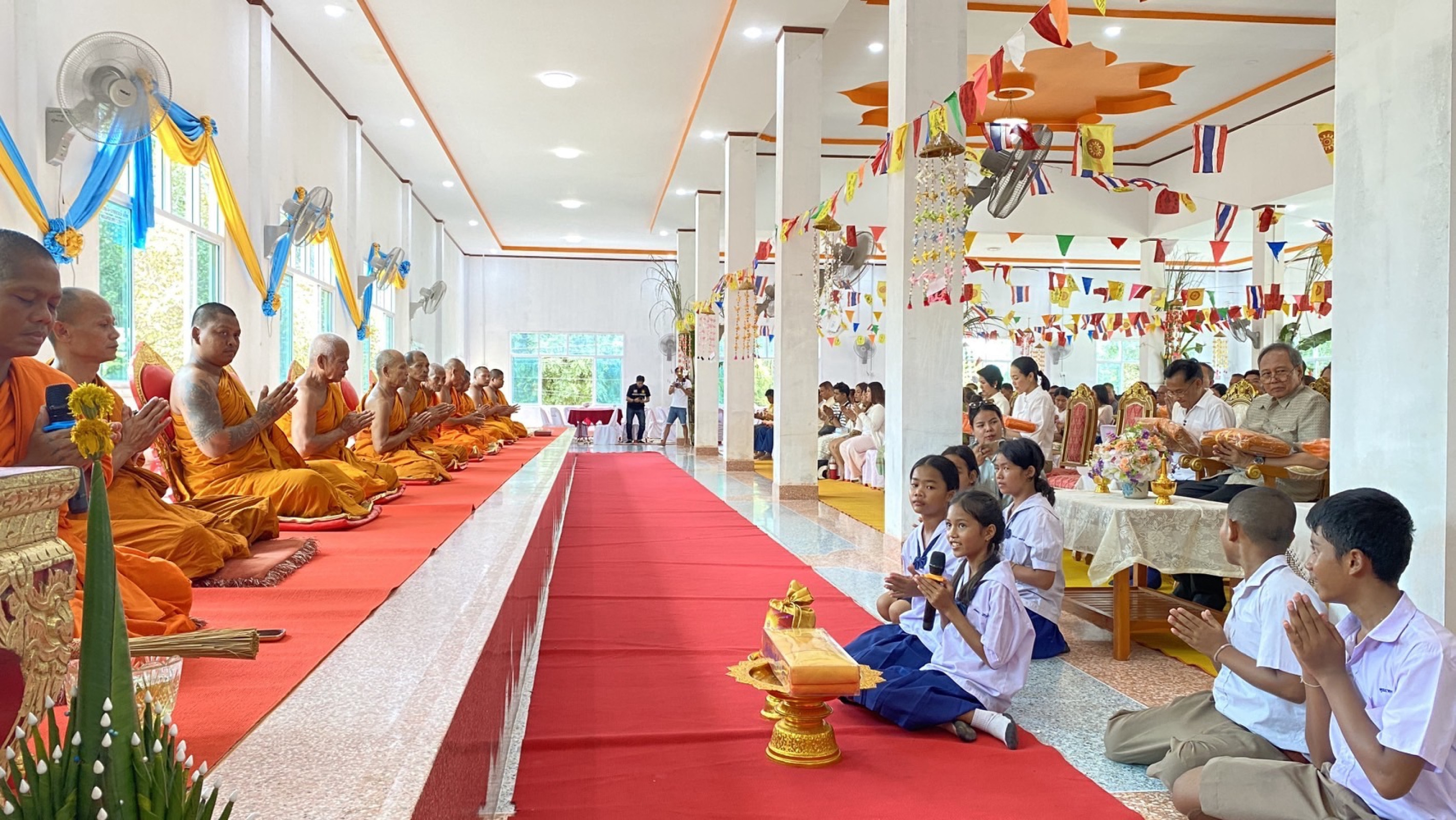 ภาพกล่าวคำถวายกฐินวัดหนองไม้สอ