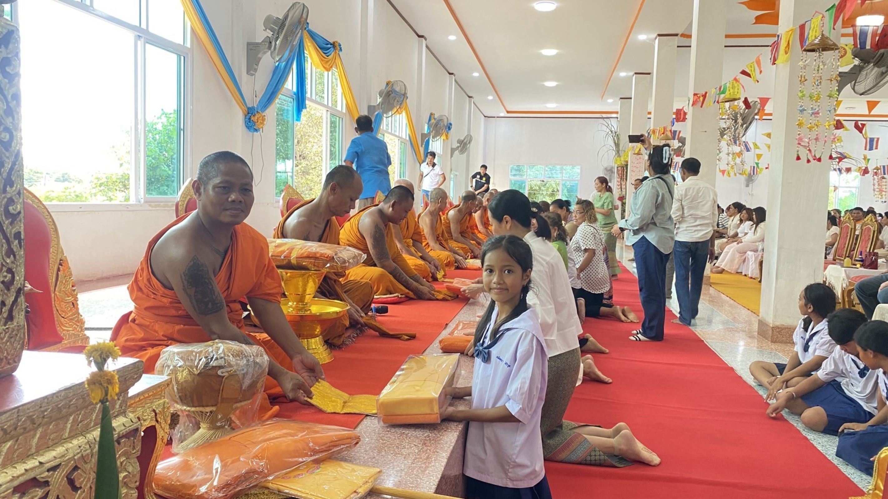 ภาพร่วมพิธีกรรมวัดหนองไม้สอ