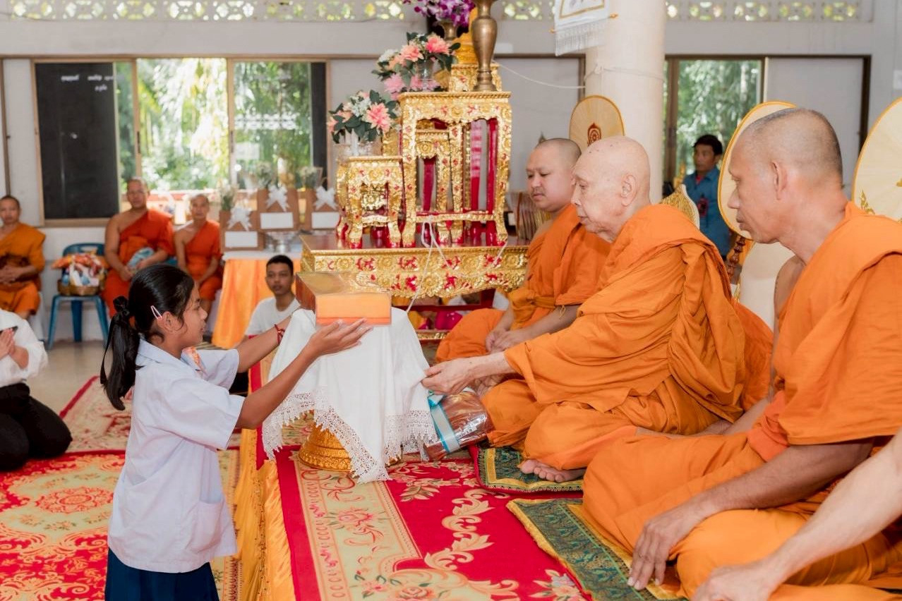 ภาพร่วมพิธีกรรมวัดหาดทรายสมบูรณ์